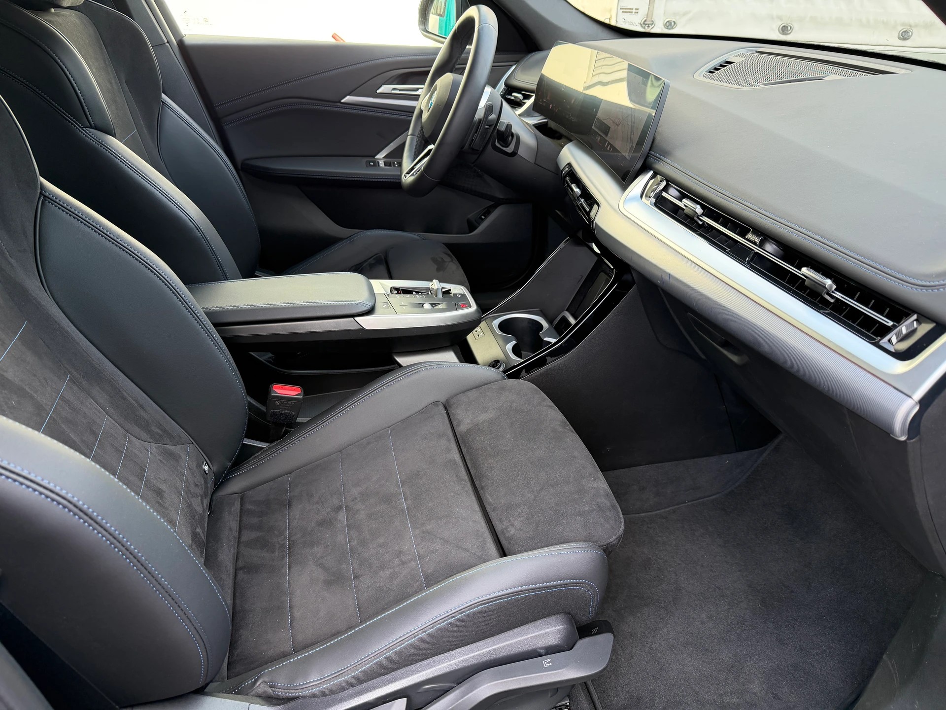 BMW X1 xDrive 20d 48V M Sport-image-15
