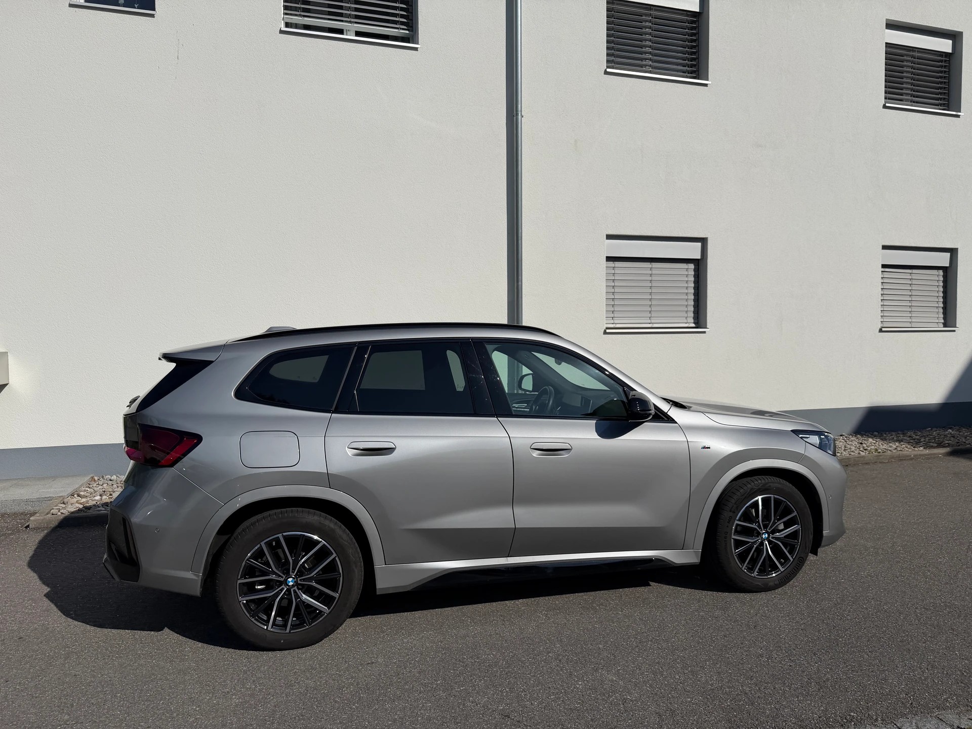 BMW X1 xDrive 20d 48V M Sport-image-4