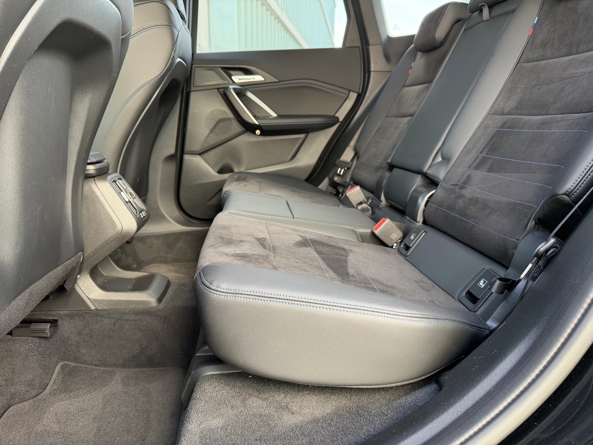 BMW X1 xDrive 20d 48V M Sport-image-17