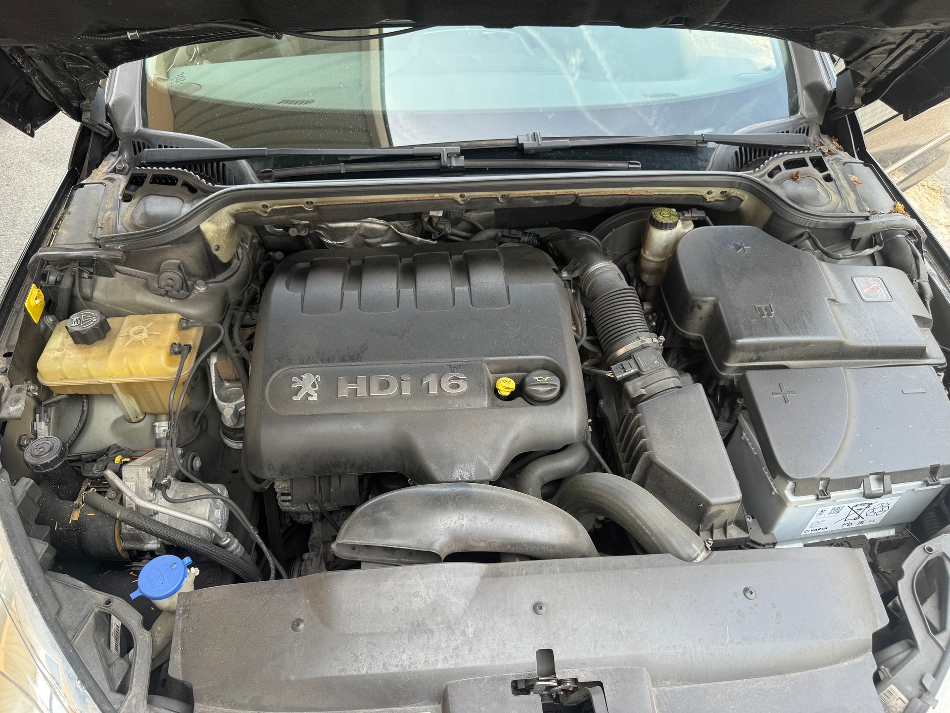 PEUGEOT 407 SW 2.0 HDI Confort Automatic-image-12
