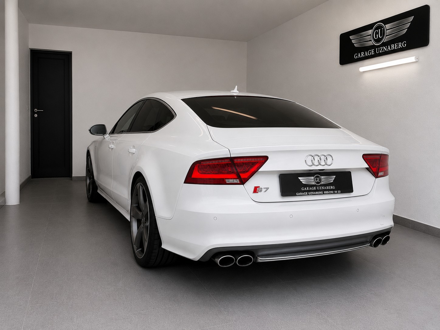 AUDI S7 Sportback 4.0 TFSI V8 quattro S-tronic Ab 330.- pro Monat-showroom-element-2