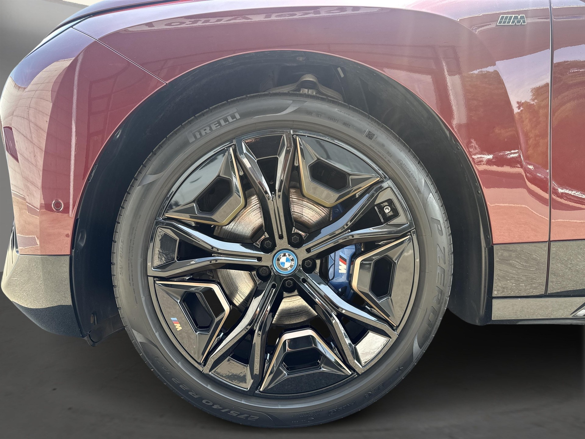 BMW iX M60-image-22