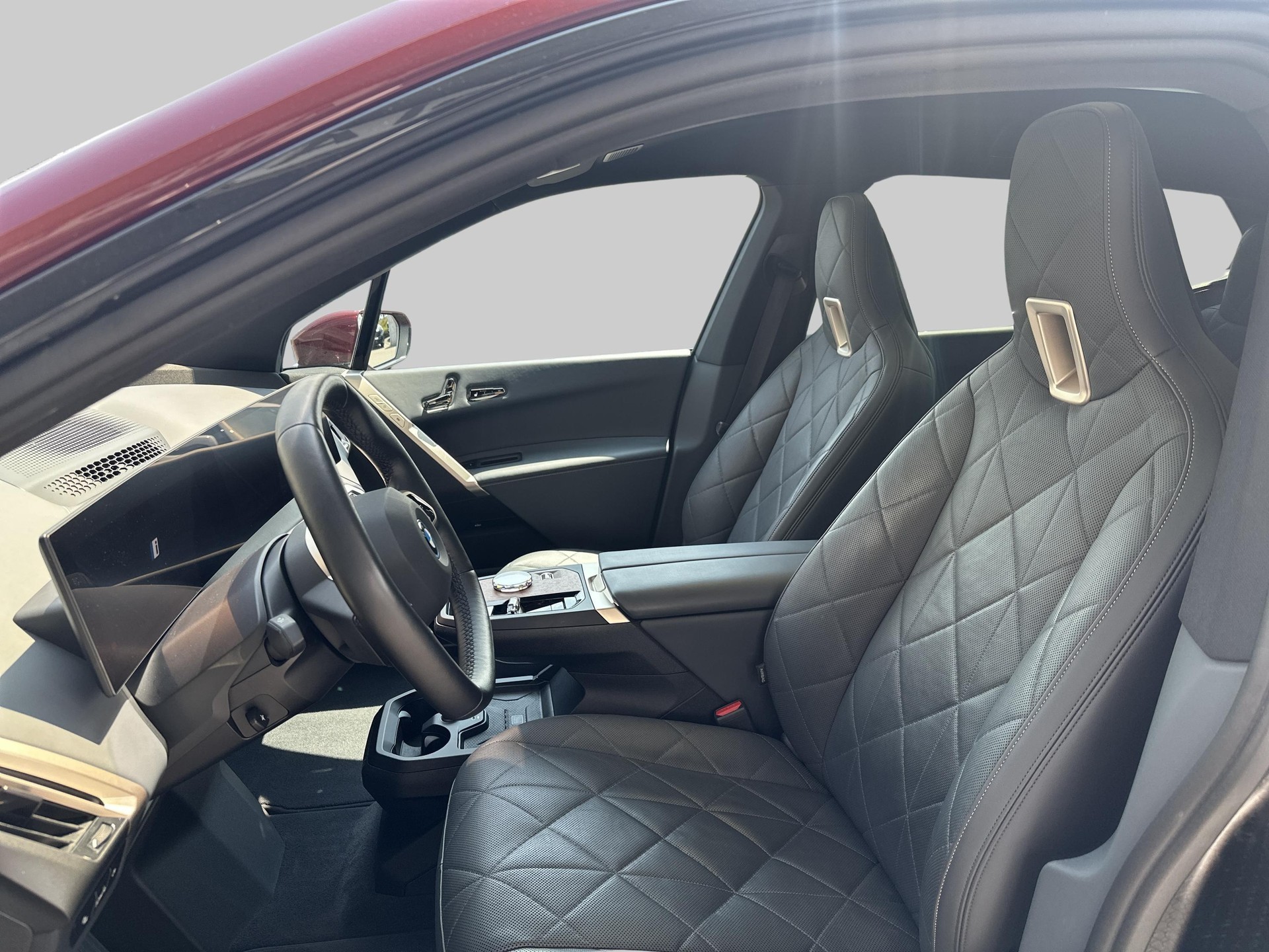 BMW iX M60-image-7