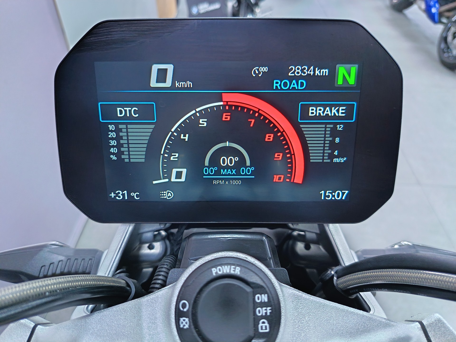 BMW R 1250 R Triple Black GARANTIE CONSTRUCTEUR 10/2027-image-10