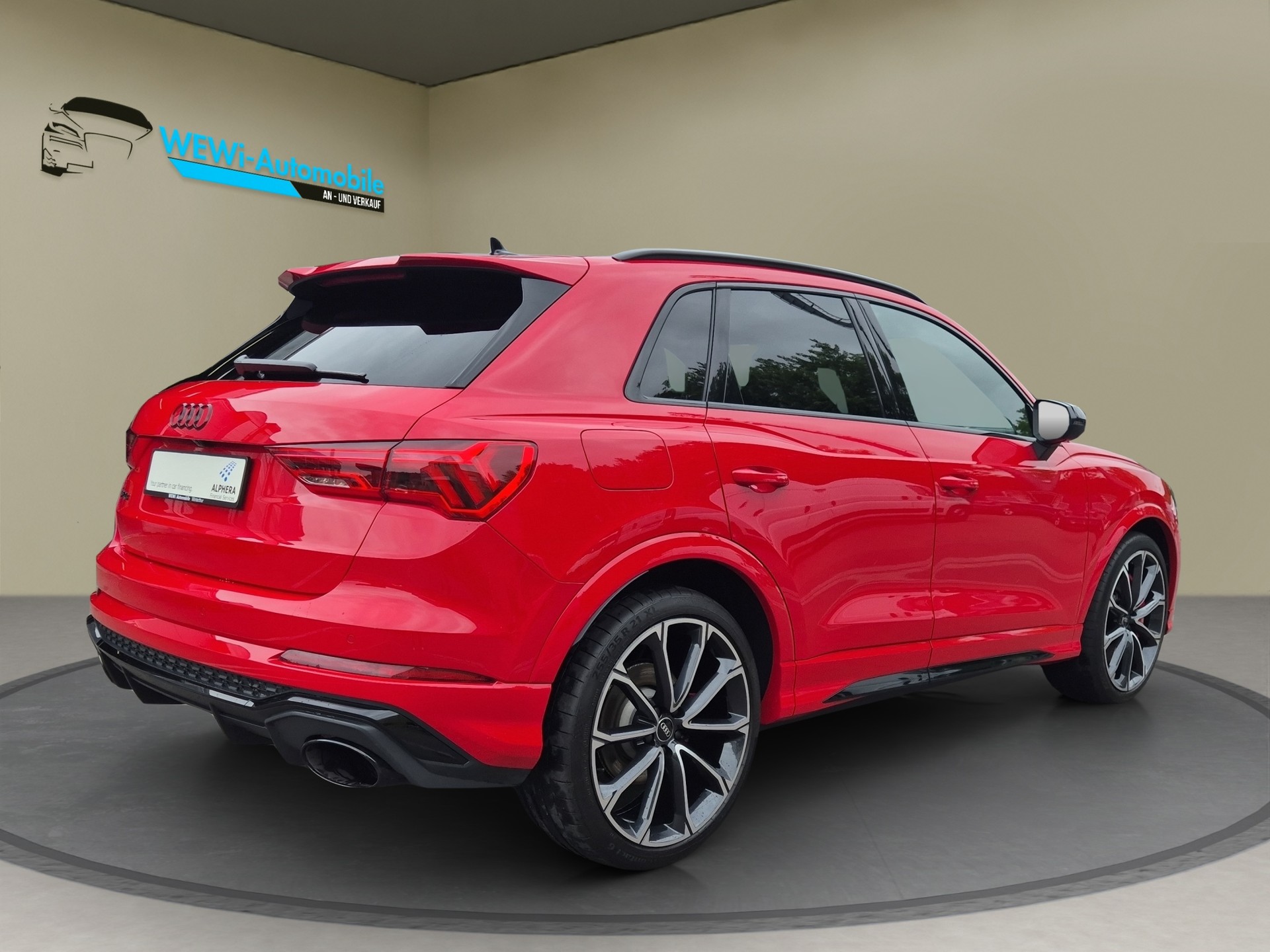 AUDI RS Q3 2.5 TFSI quattro S tronic-showroom-element-2