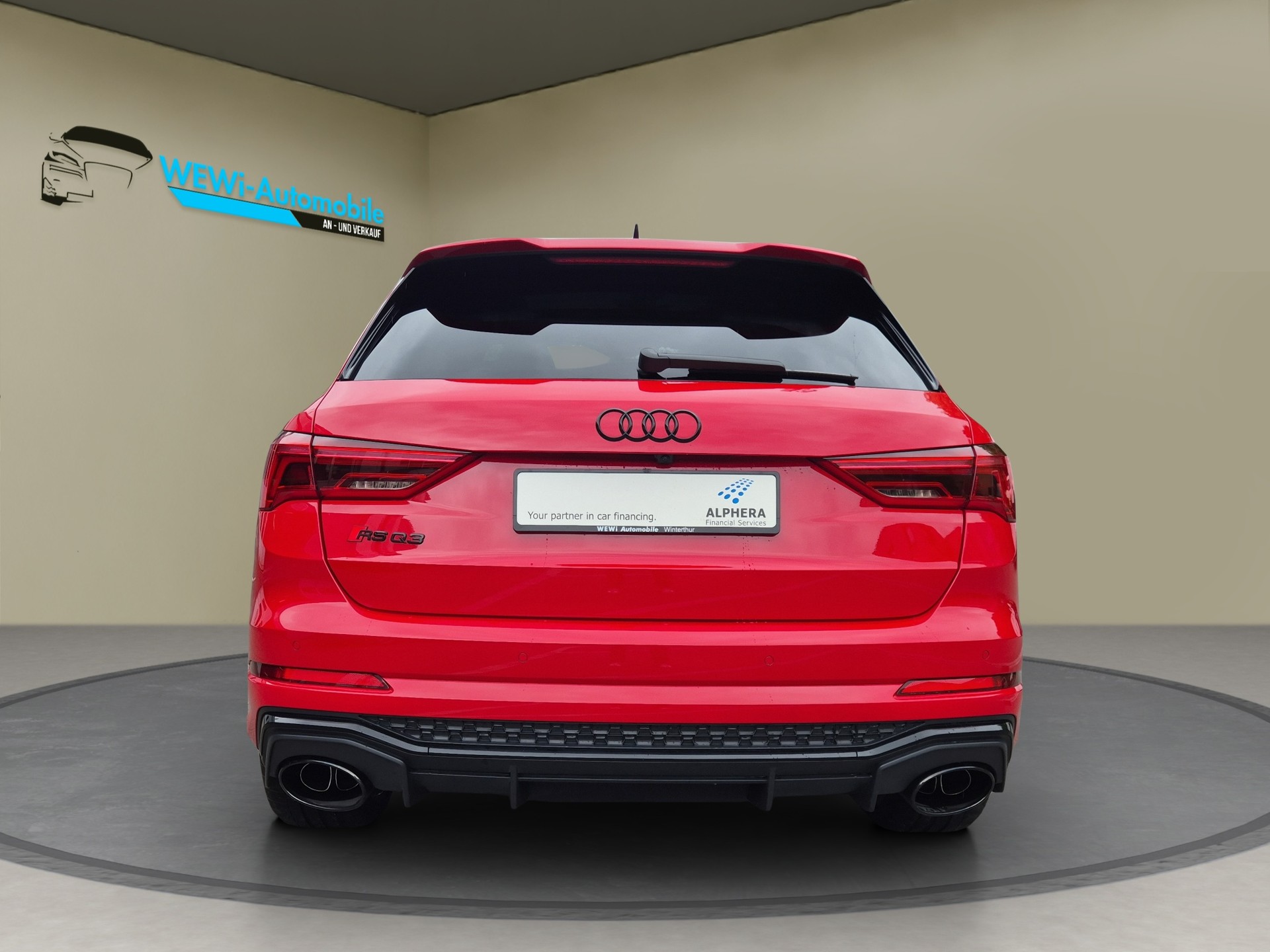 AUDI RS Q3 2.5 TFSI quattro S tronic-showroom-element-3