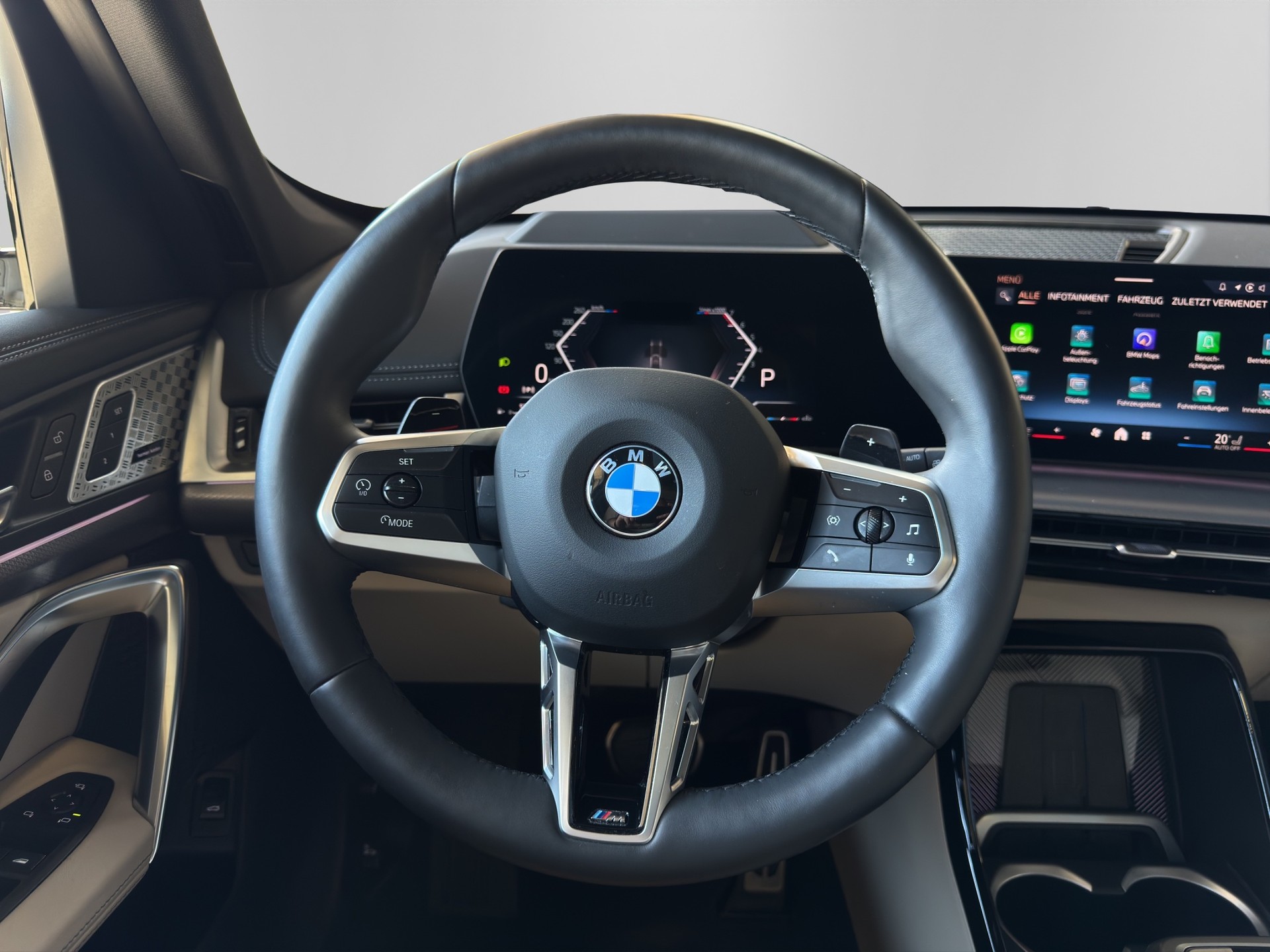 BMW X1 23i xDrive M Sport-image-13