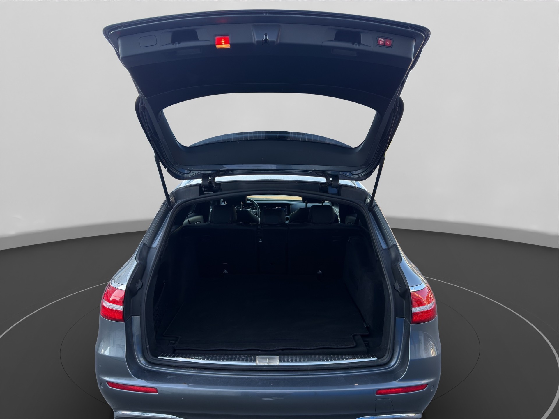 MERCEDES-BENZ E 200 Avantgarde 9G-Tronic-image-12