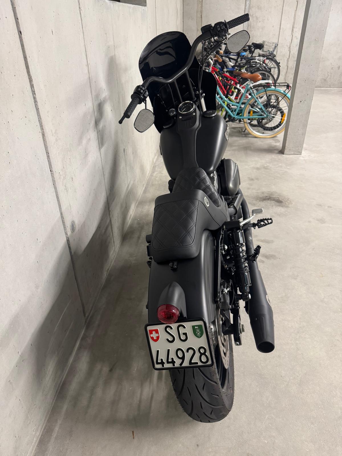 HARLEY-DAVIDSON FXDB Street Bob-image-2