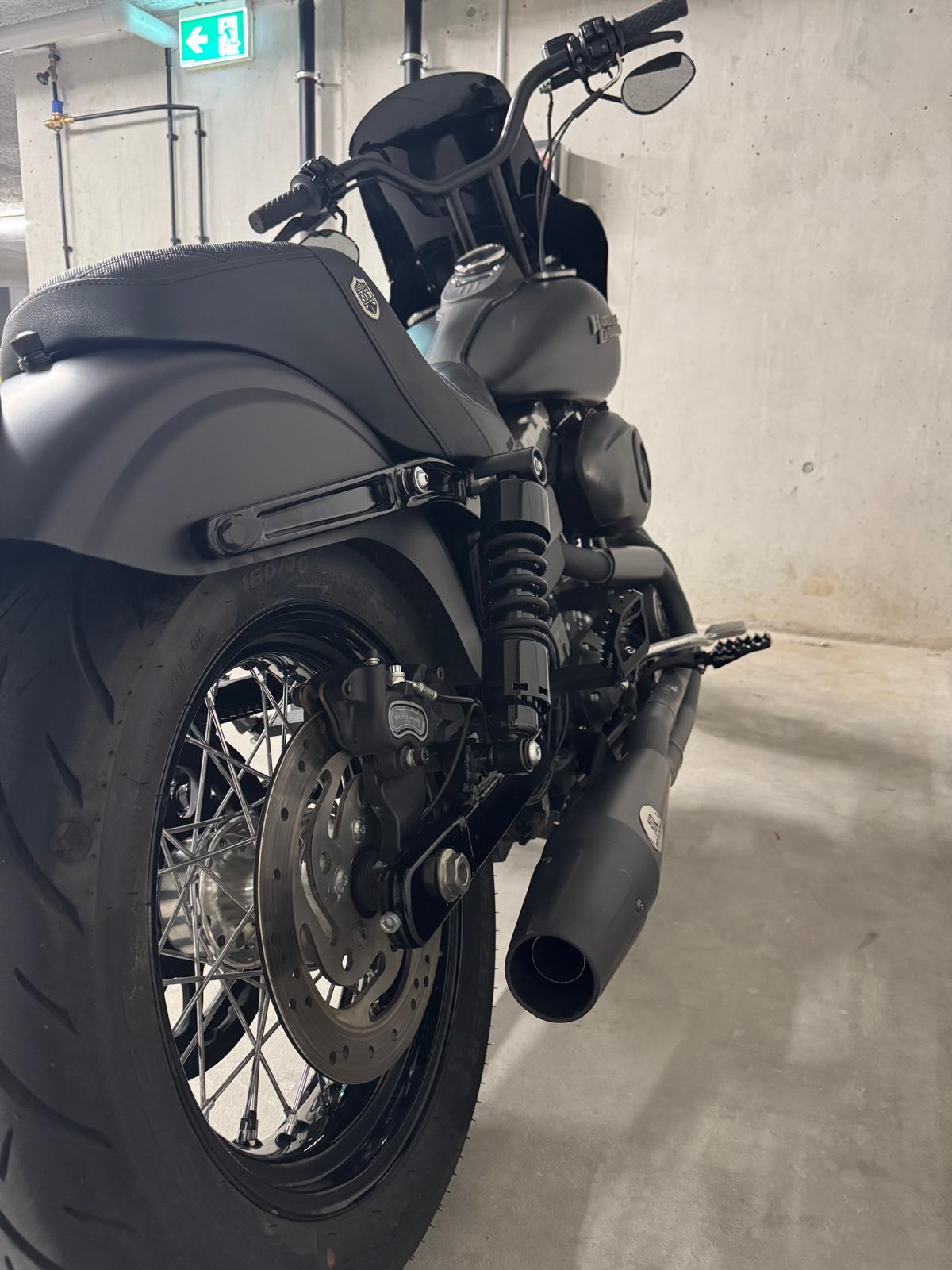 HARLEY-DAVIDSON FXDB Street Bob-image-11