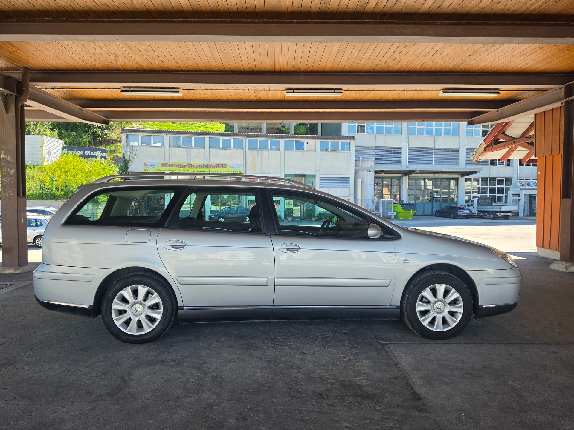 CITROEN C5 Break 2.0i Exclusive Automatic-image-5