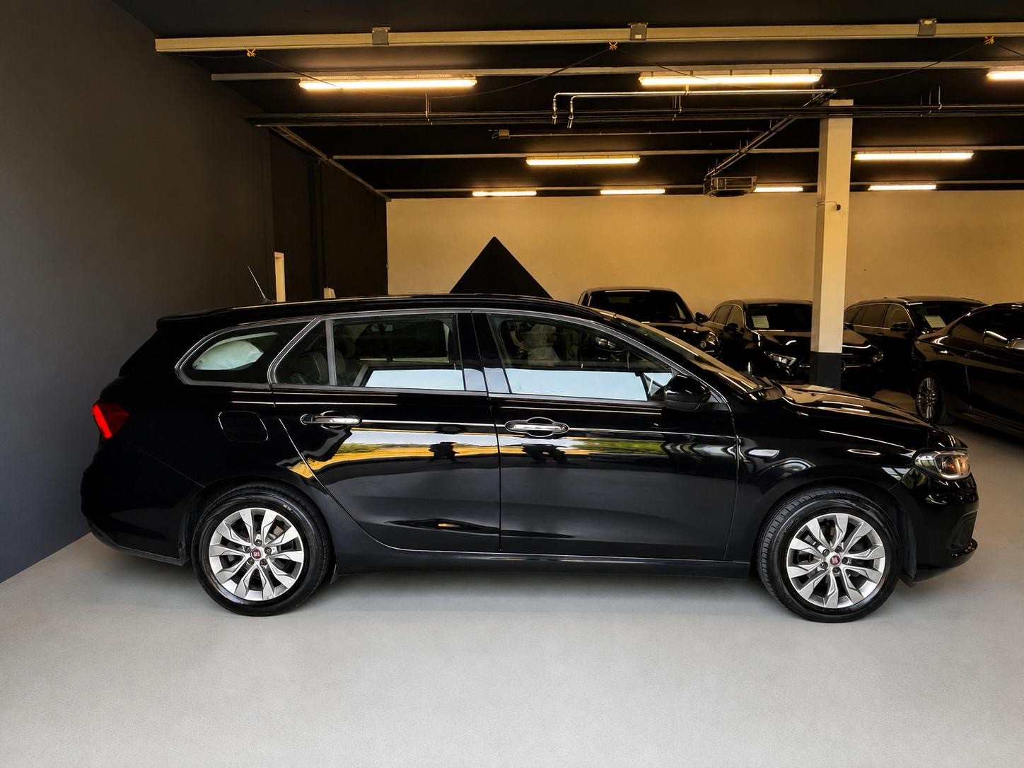 FIAT Tipo 1.6MJ Station Wagon Lounge DCT-image-7