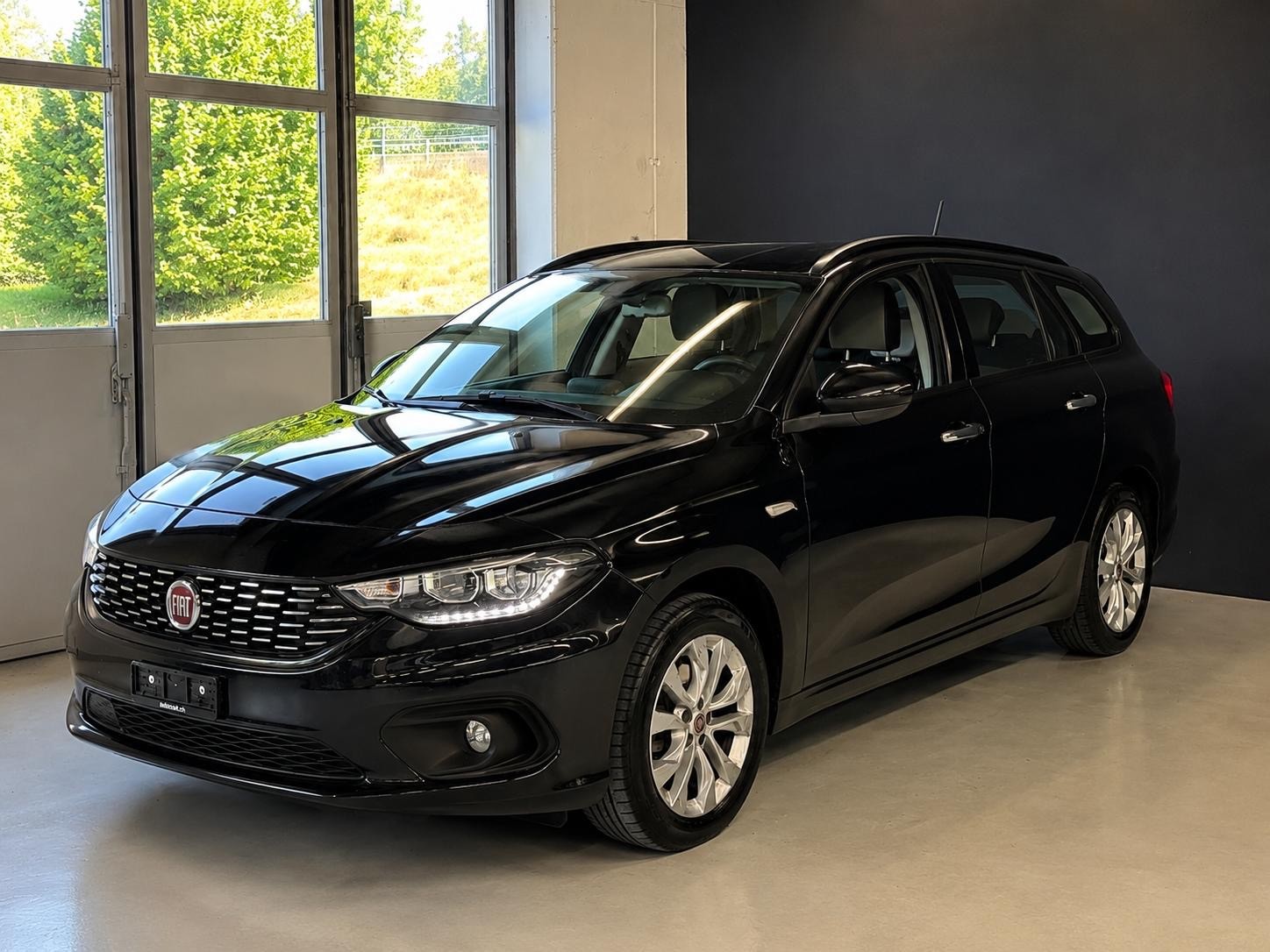 FIAT Tipo 1.6MJ Station Wagon Lounge DCT-image-3