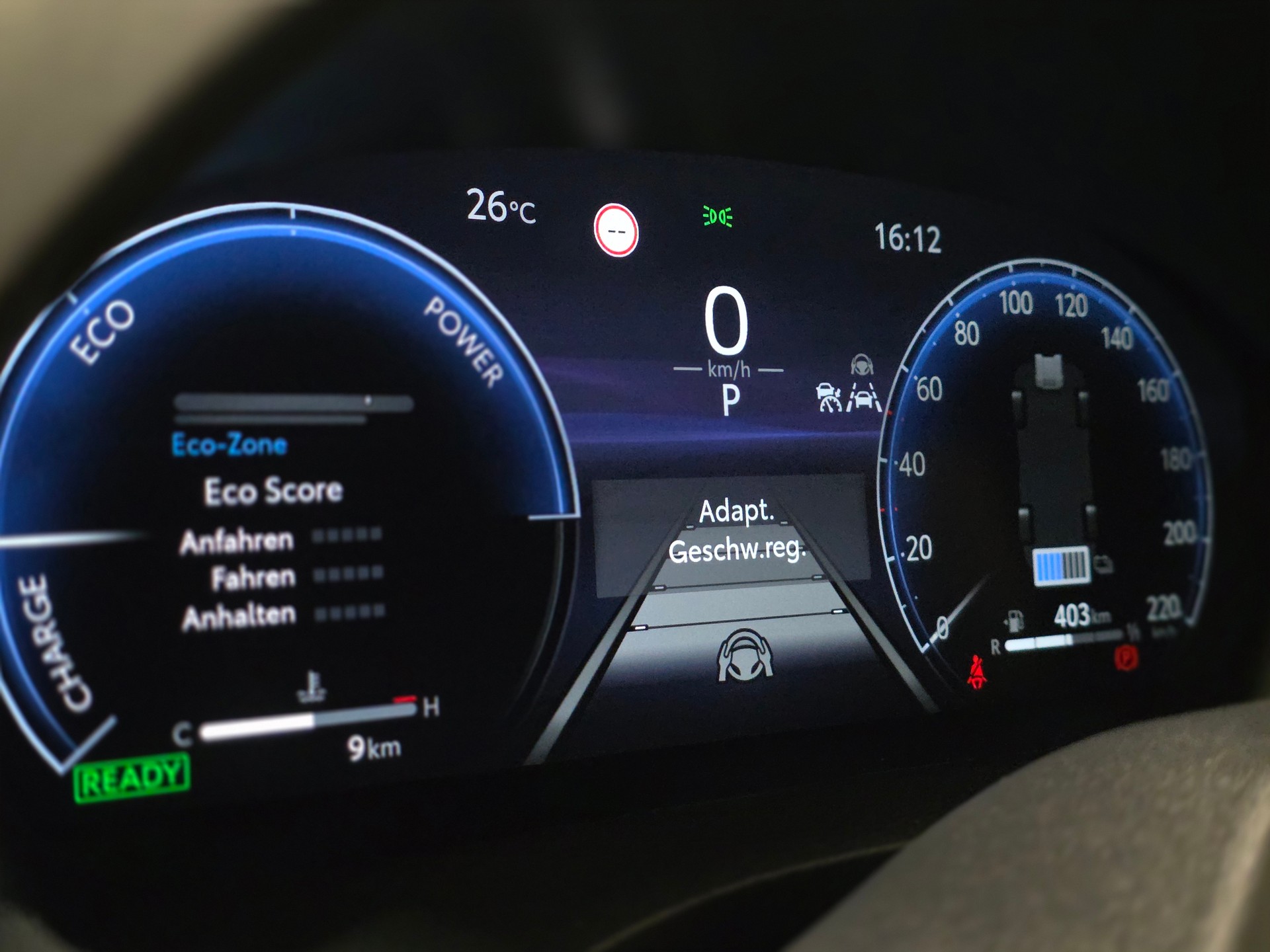 TOYOTA Yaris 1.5 GR Sport e-CVT-image-9