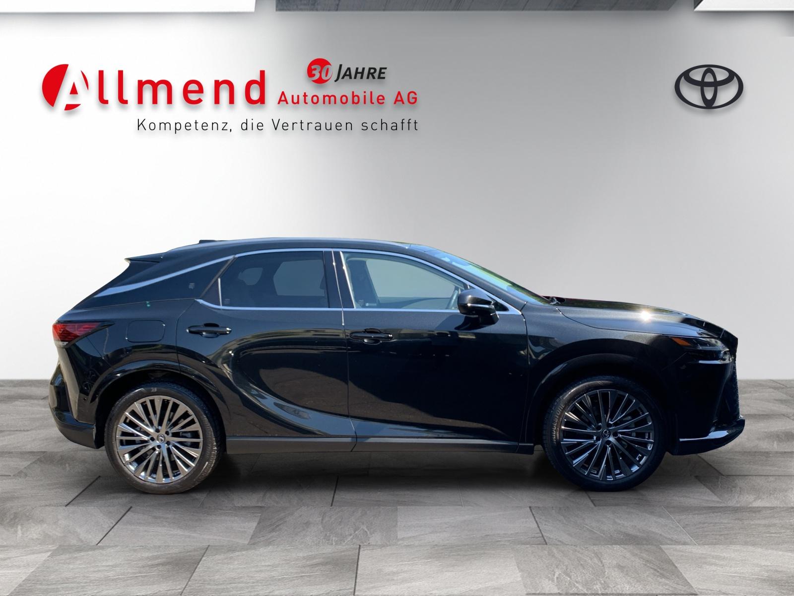 LEXUS RX 450h+ Excellence-showroom-element-3