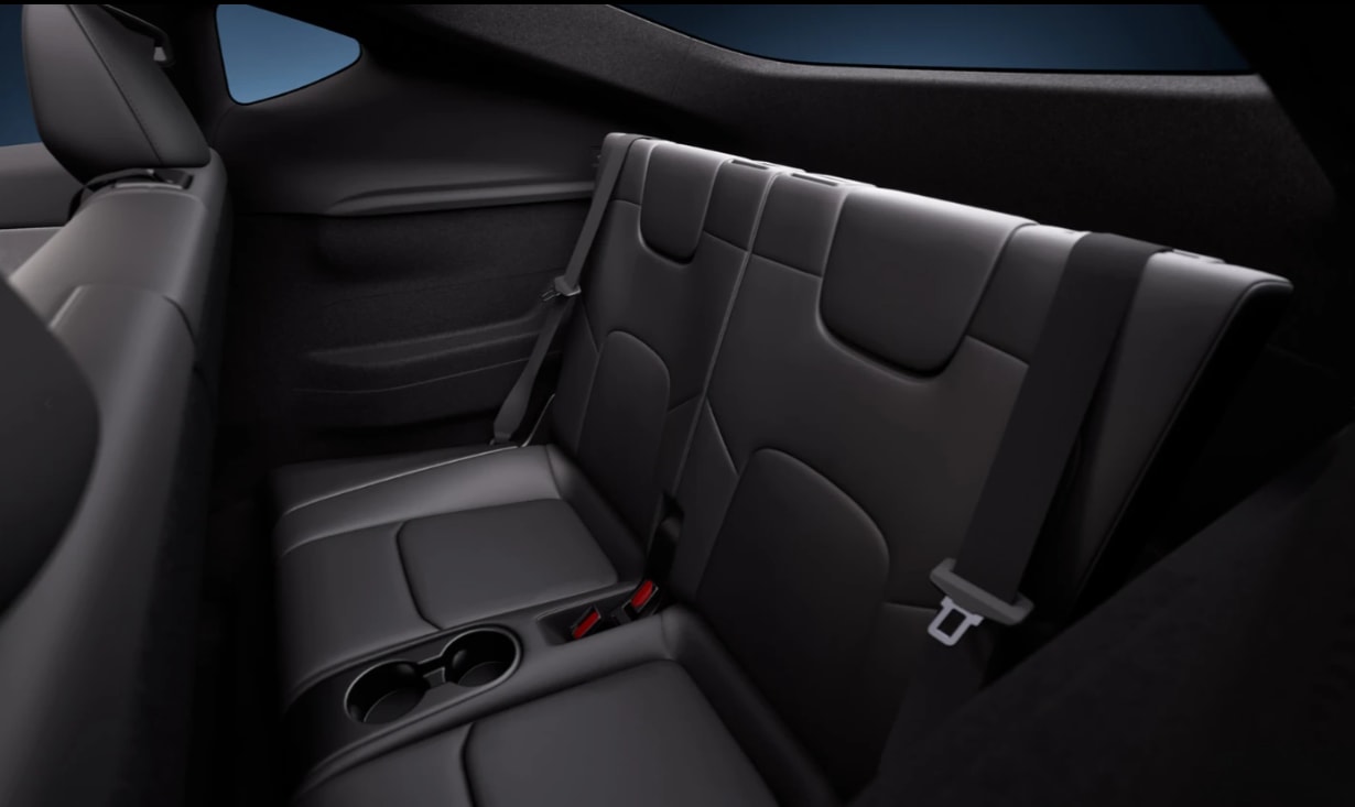 TESLA Model Y Premium Long Range AWD, 7 Sitzer, Made in Berlin-image-17
