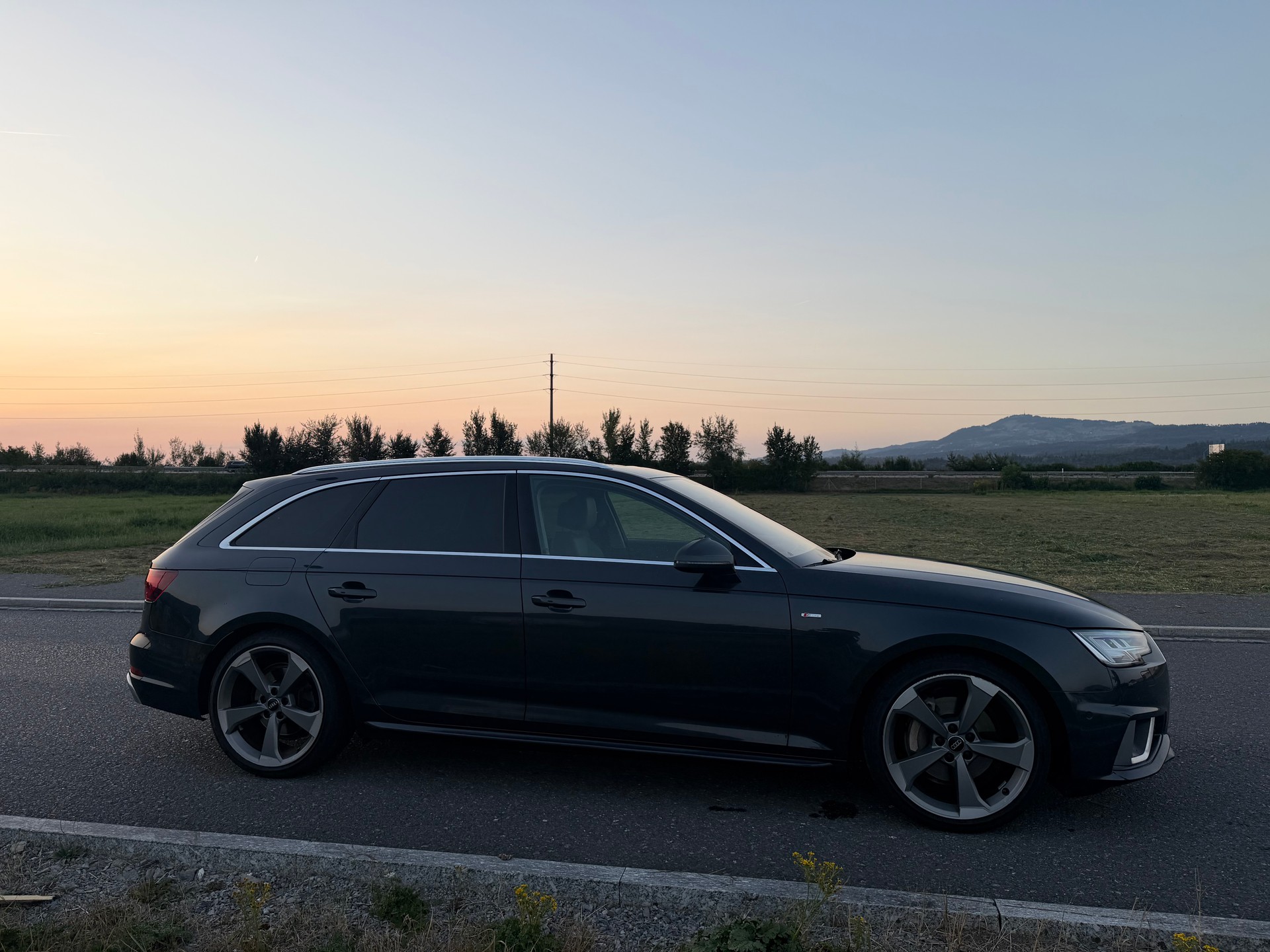 AUDI 2.0 40 TDI Sport quattro S-Tronic-image-1