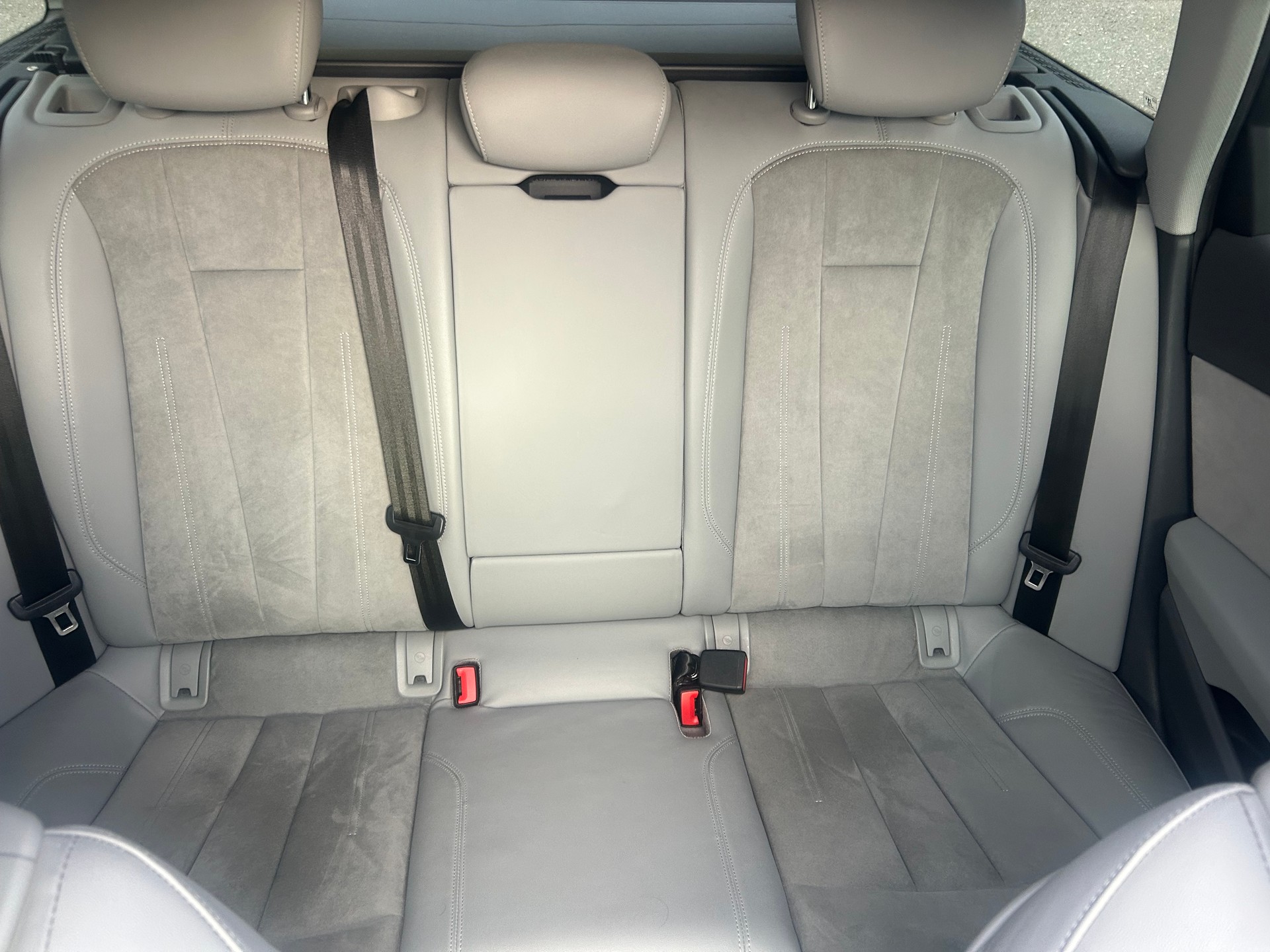 AUDI 2.0 40 TDI Sport quattro S-Tronic-image-8