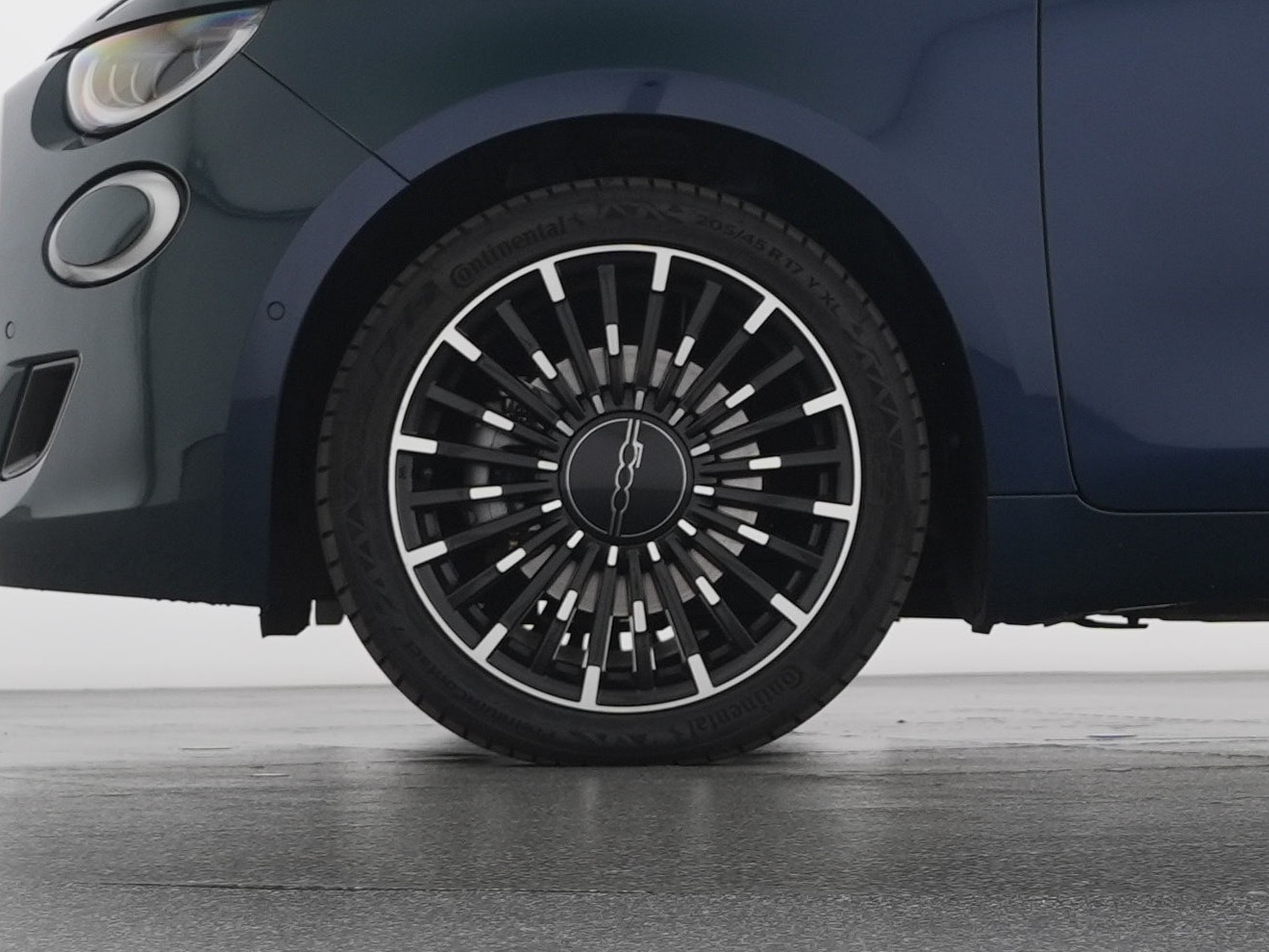 FIAT 500 electric 87 kW La Prima-showroom-element-2