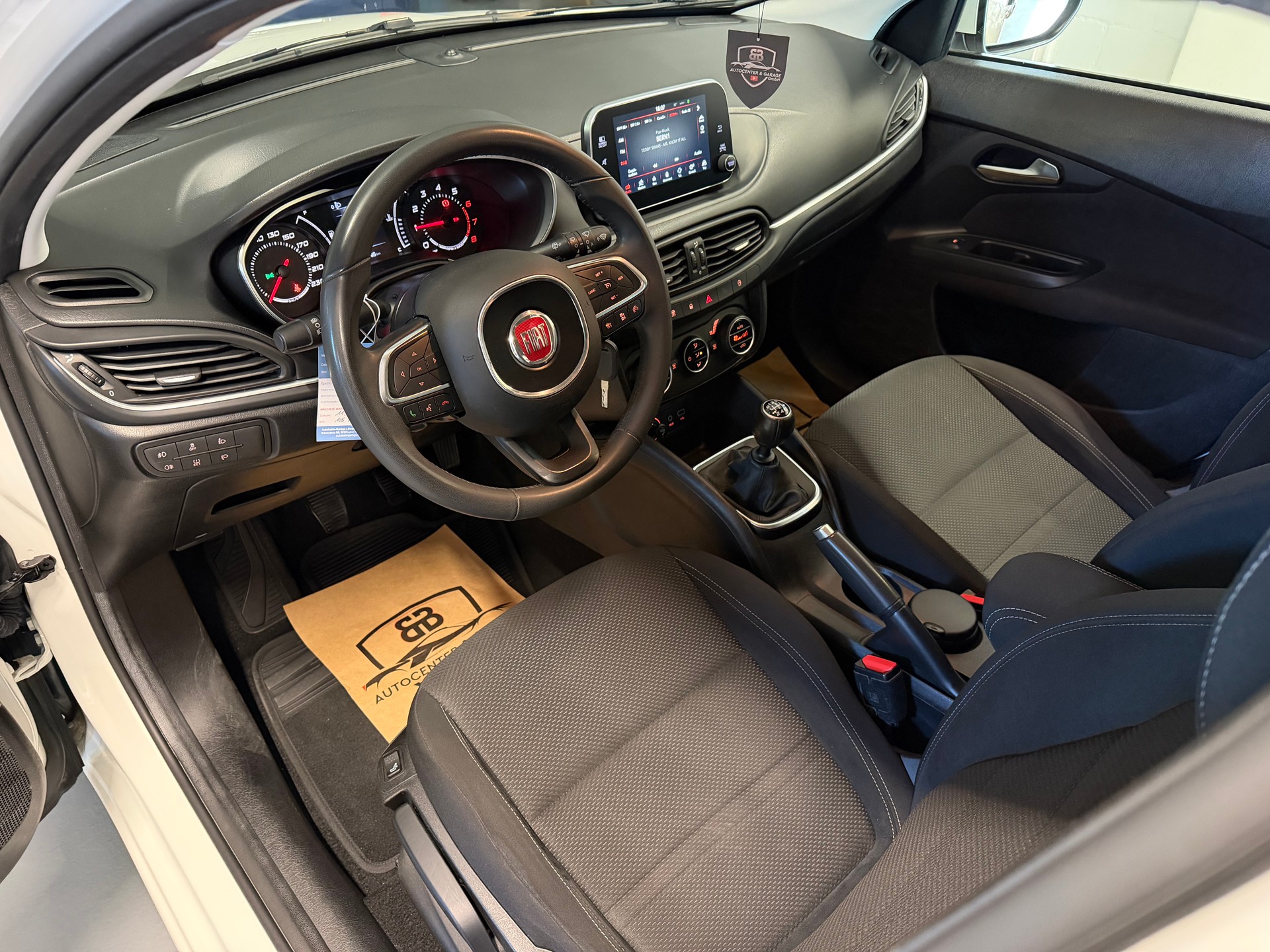 FIAT Tipo 1.4TJet Station Wagon Pop Star-image-12