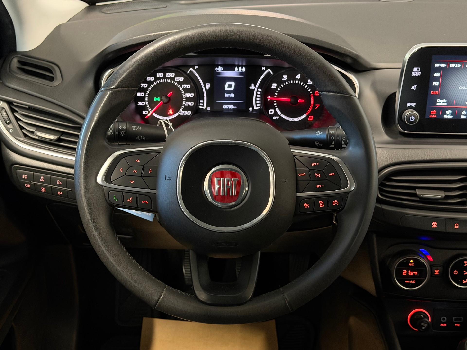 FIAT Tipo 1.4TJet Station Wagon Pop Star-image-15
