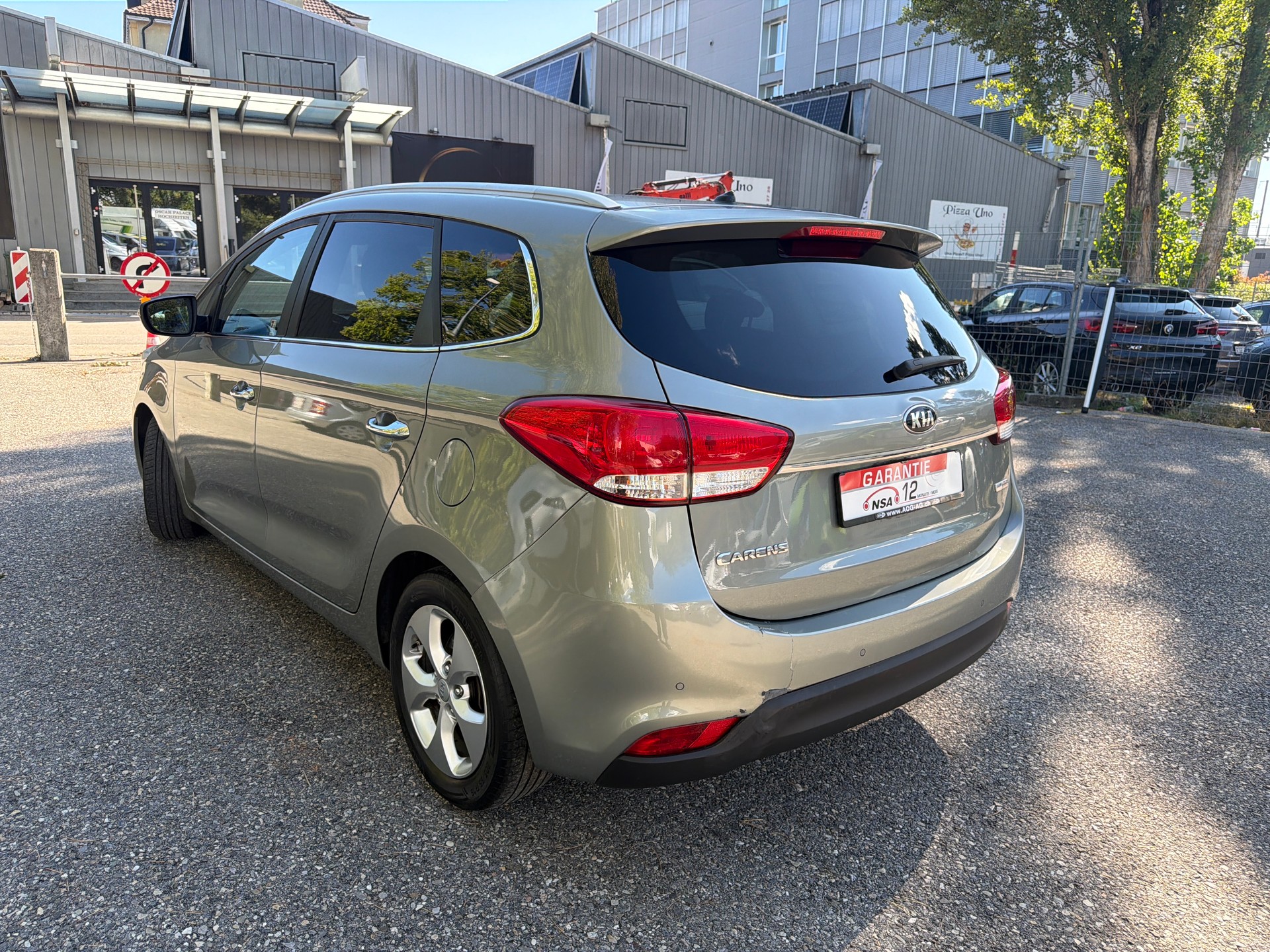 KIA Carens 1.7 CRDi Trend ** 07x Sitze ** Klima-auto ** MF-Lenkrad-Tempomat ** PDC H ** Ab MFK 09.05.2025-image-12