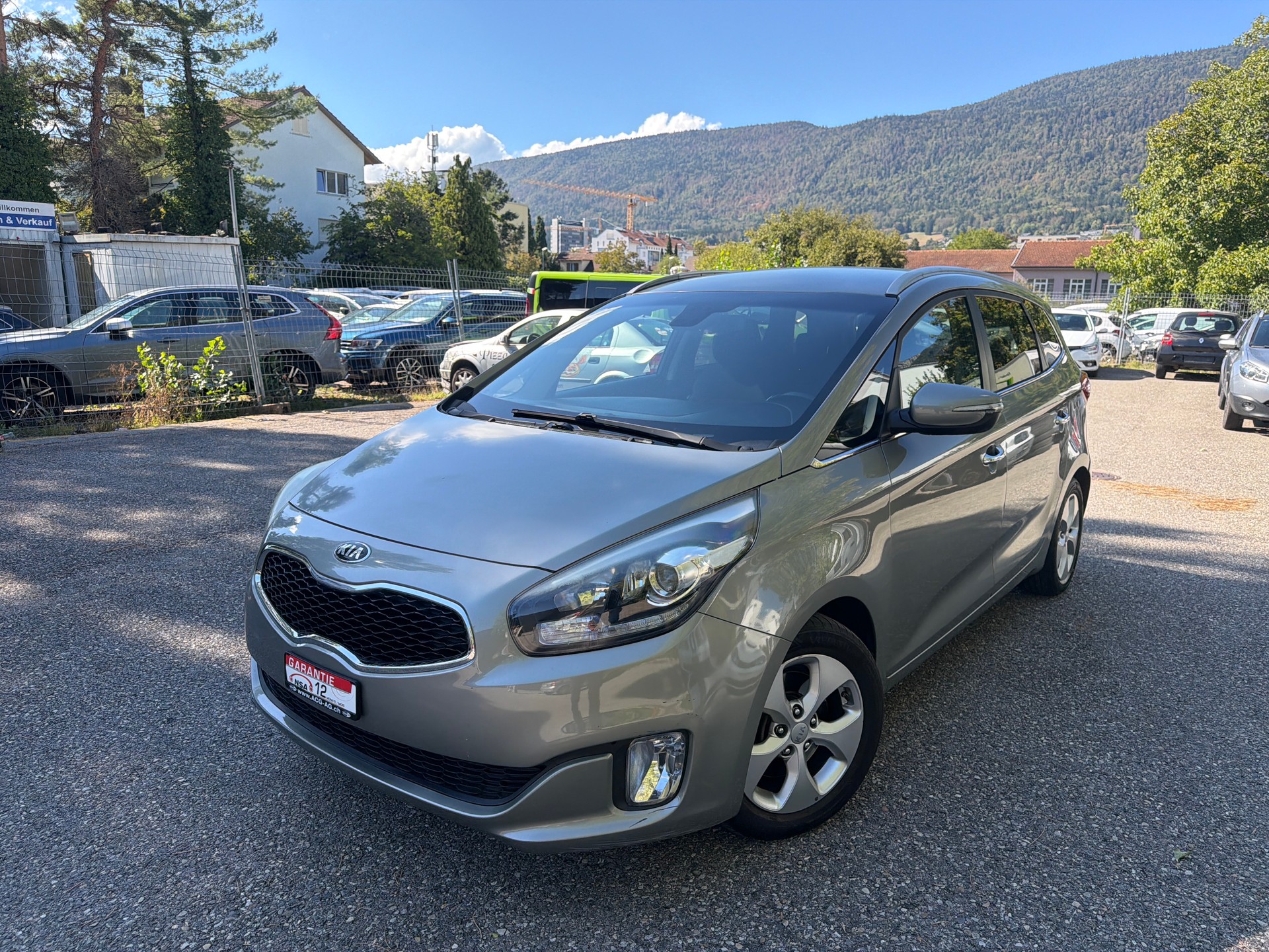 KIA Carens 1.7 CRDi Trend ** 07x Sitze ** Klima-auto ** MF-Lenkrad-Tempomat ** PDC H ** Ab MFK 09.05.2025
