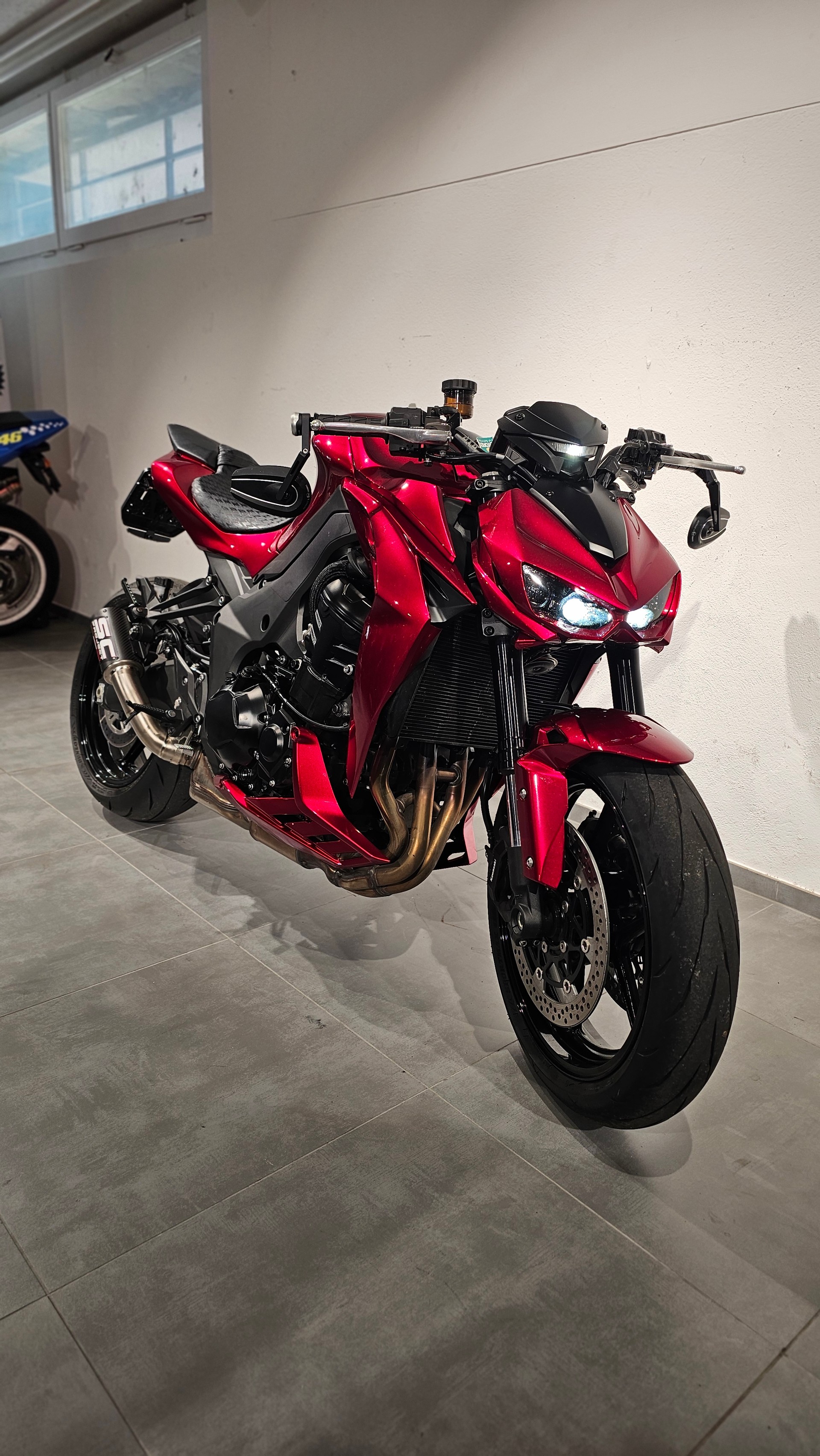 KAWASAKI Z 1100-showroom-element-1