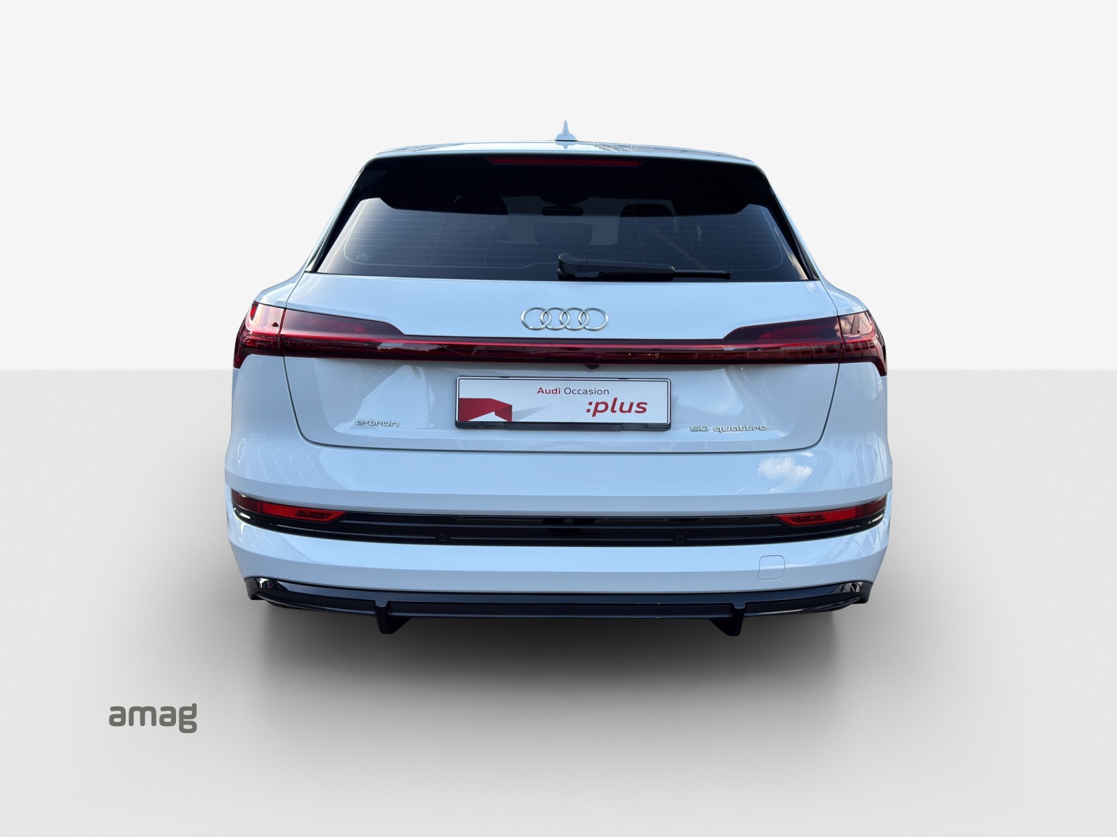 AUDI e-tron 50 S Line Attraction quattro-showroom-element-3