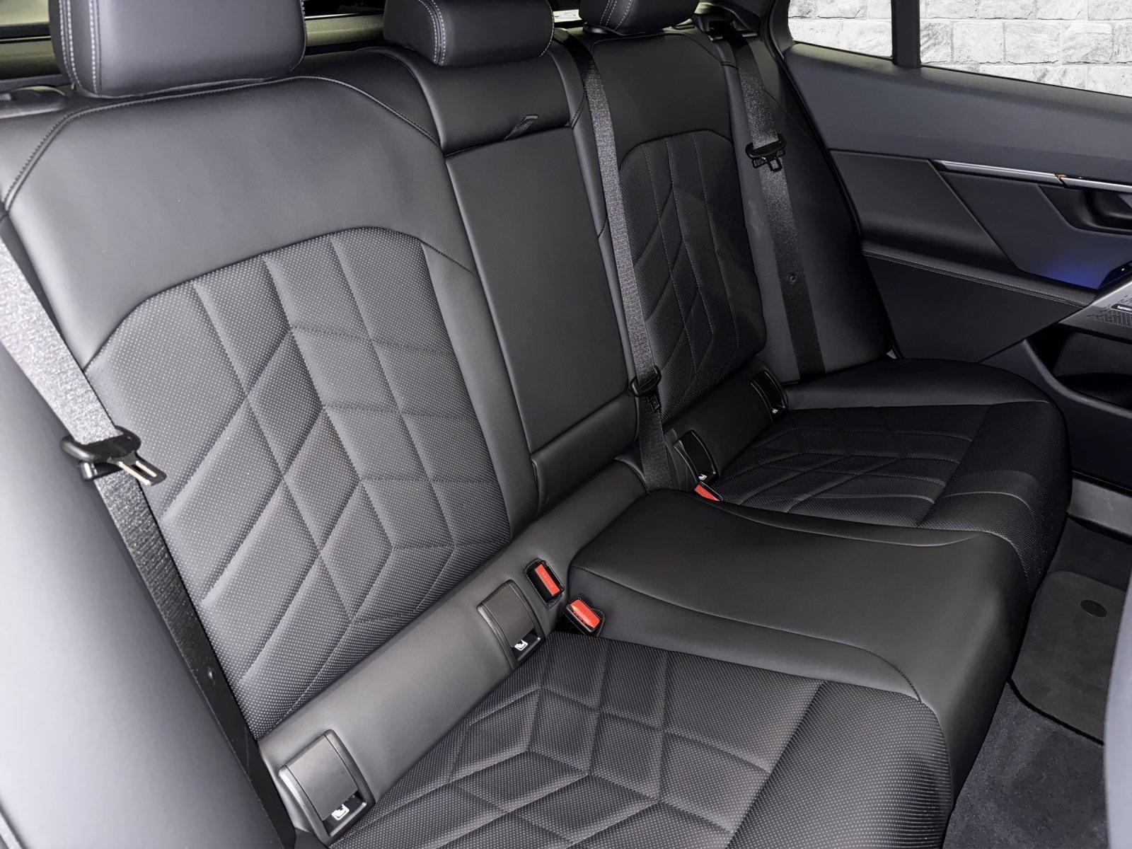 BMW 520d xDrive Touring M Sport-image-18