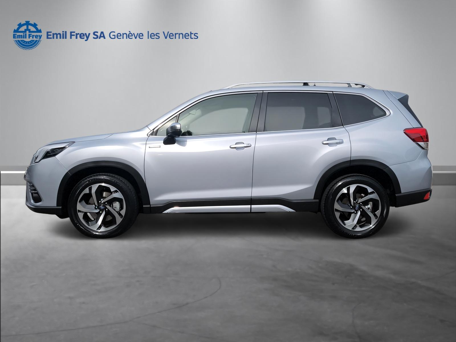 SUBARU Forester Station 2.0i e-Boxer Luxury-showroom-element-3