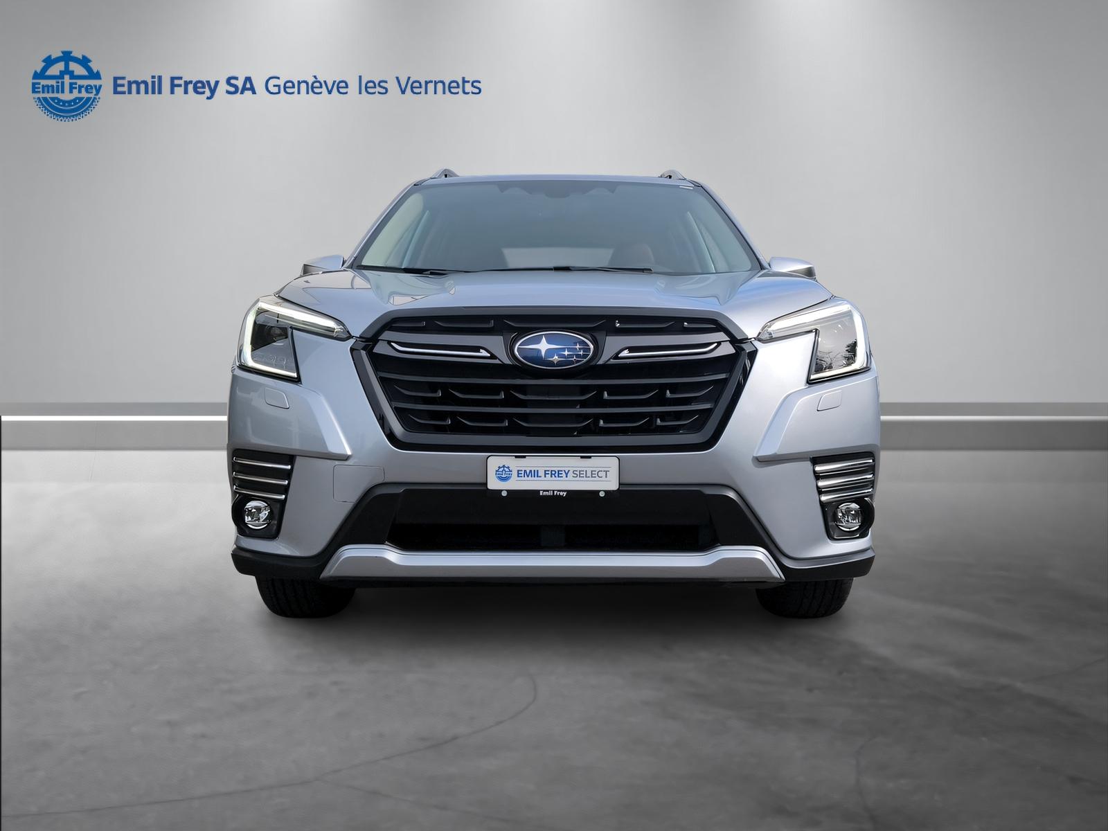 SUBARU Forester Station 2.0i e-Boxer Luxury-showroom-element-1