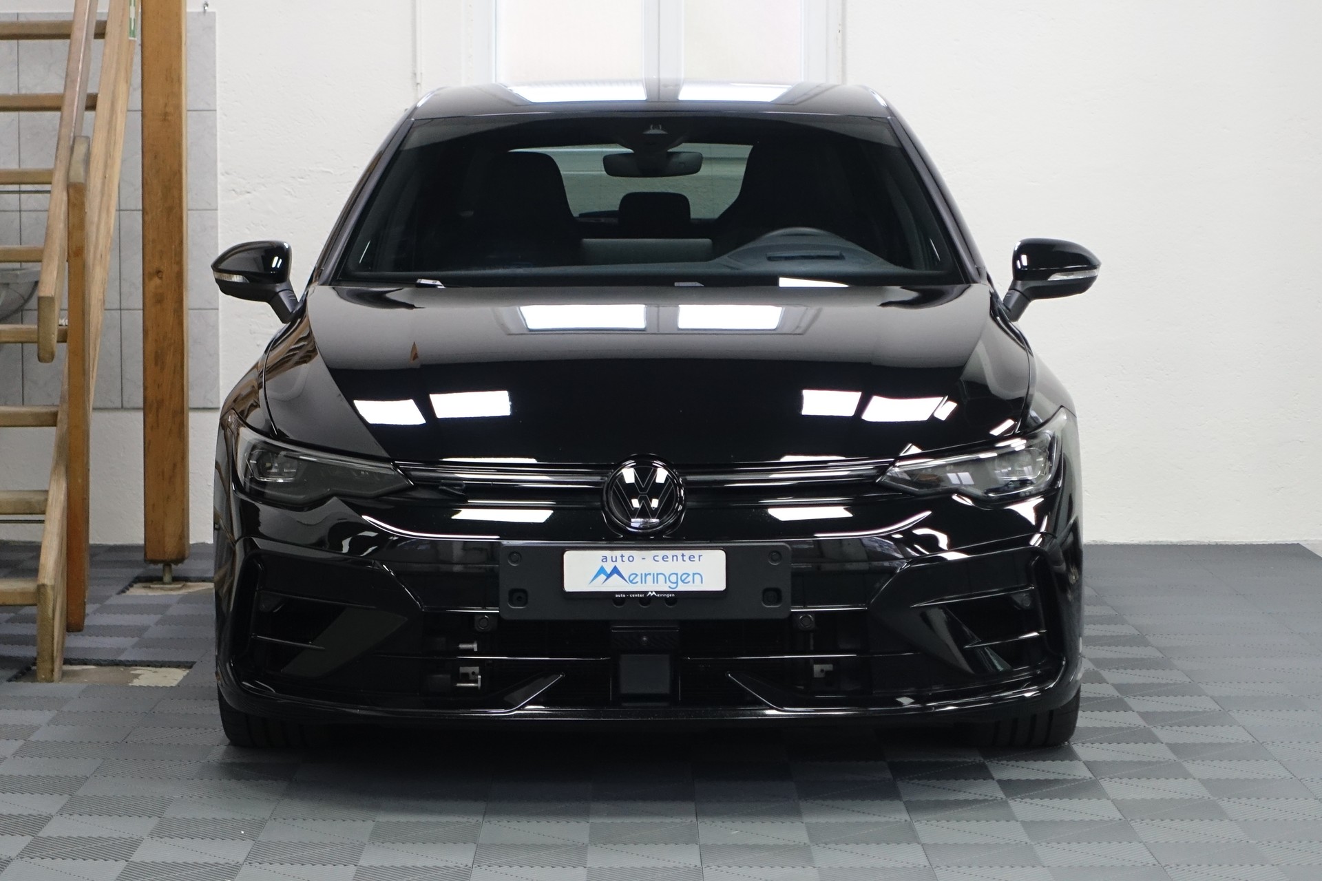 VW Golf VIII 2.0 TSI R Black Edition DSG 4motion **neues Modell**-showroom-element-2