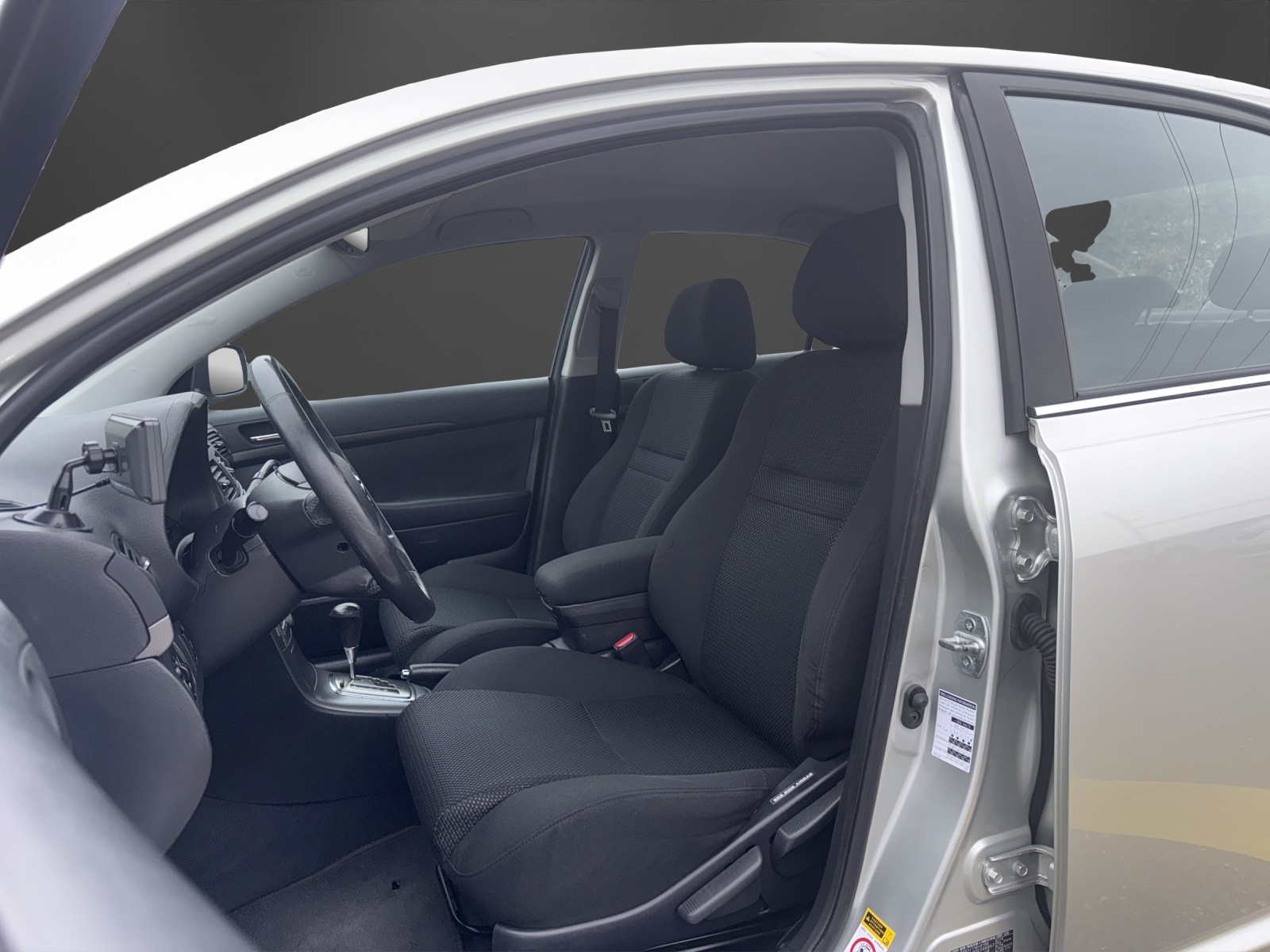 TOYOTA Avensis 2.4 D4 VVT-i Linea Sol Sedan T-Step5-image-6