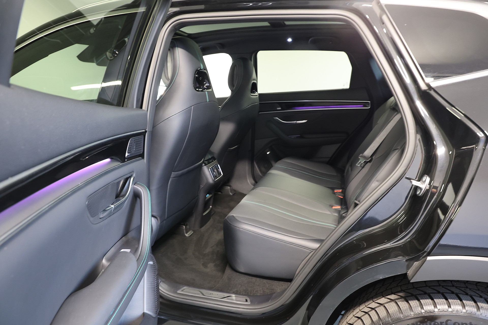BYD Seal U DM-i Design AWD *CH-FAHRZEUG* *8 Jahre Garantie* *SOFORT VERFÜGBAR*-image-15