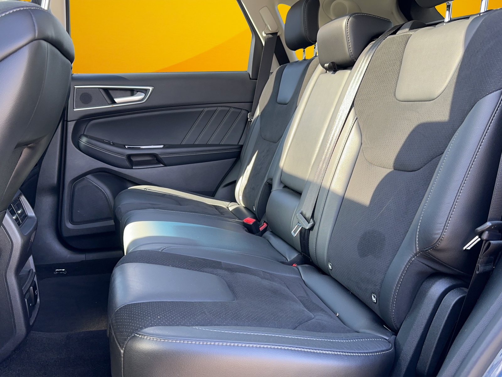 FORD Edge 2.0 TDCi ST-Line 4WD PowerShift-image-11