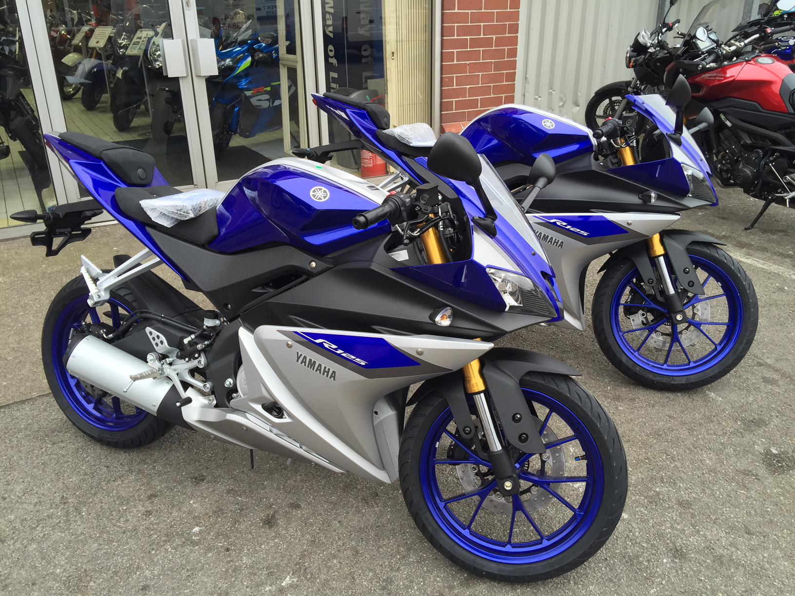 YAMAHA YZF-R 125 ABS-image-2