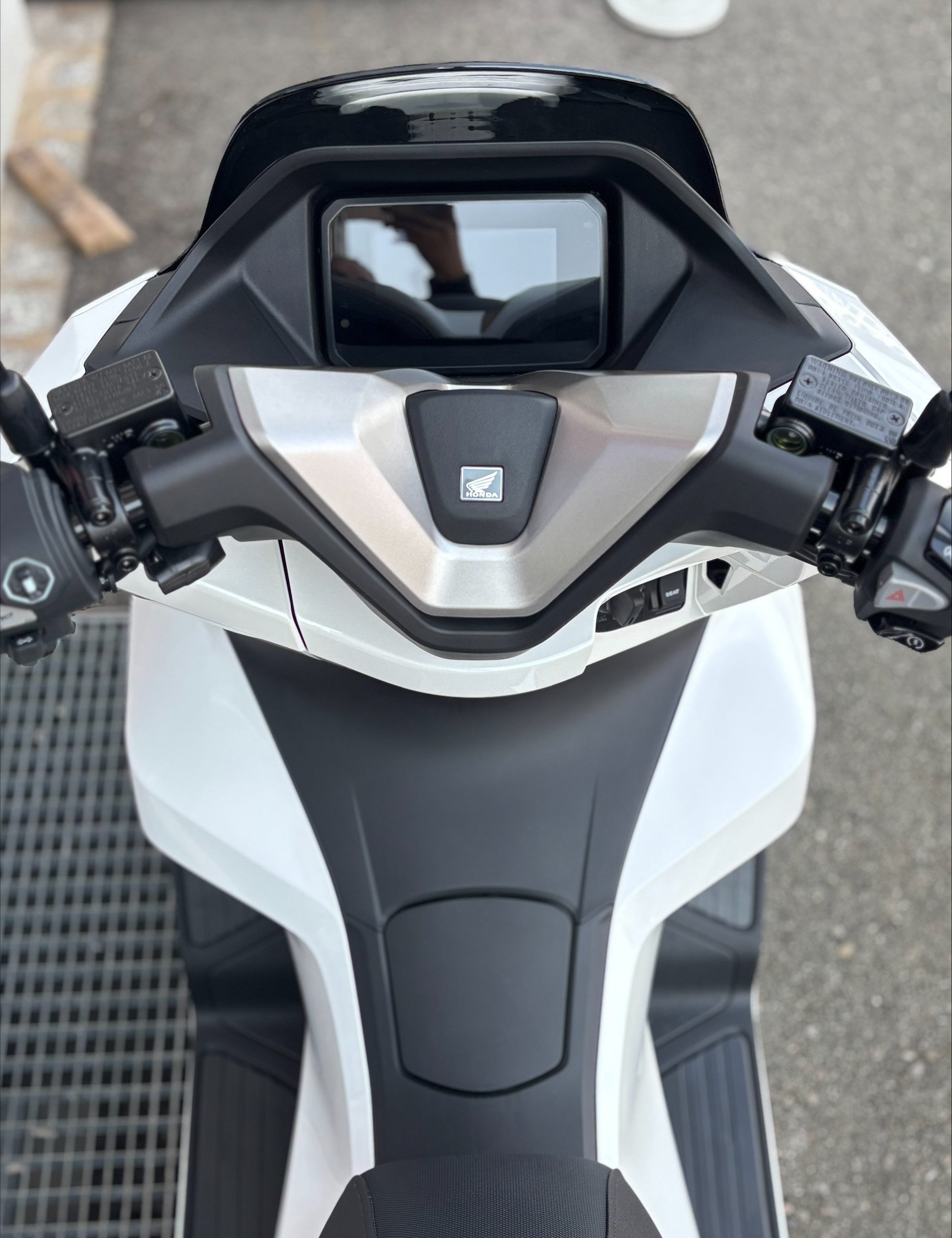 HONDA PCX 125 DX - TFT Konnektivität-image-2