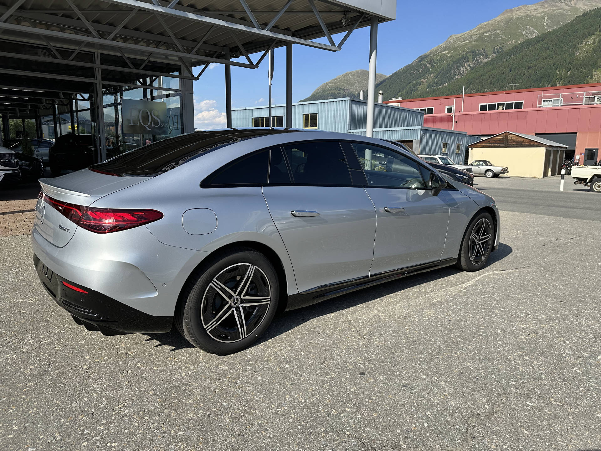 MERCEDES-BENZ EQE 500 AMG Line 4matic-image-8