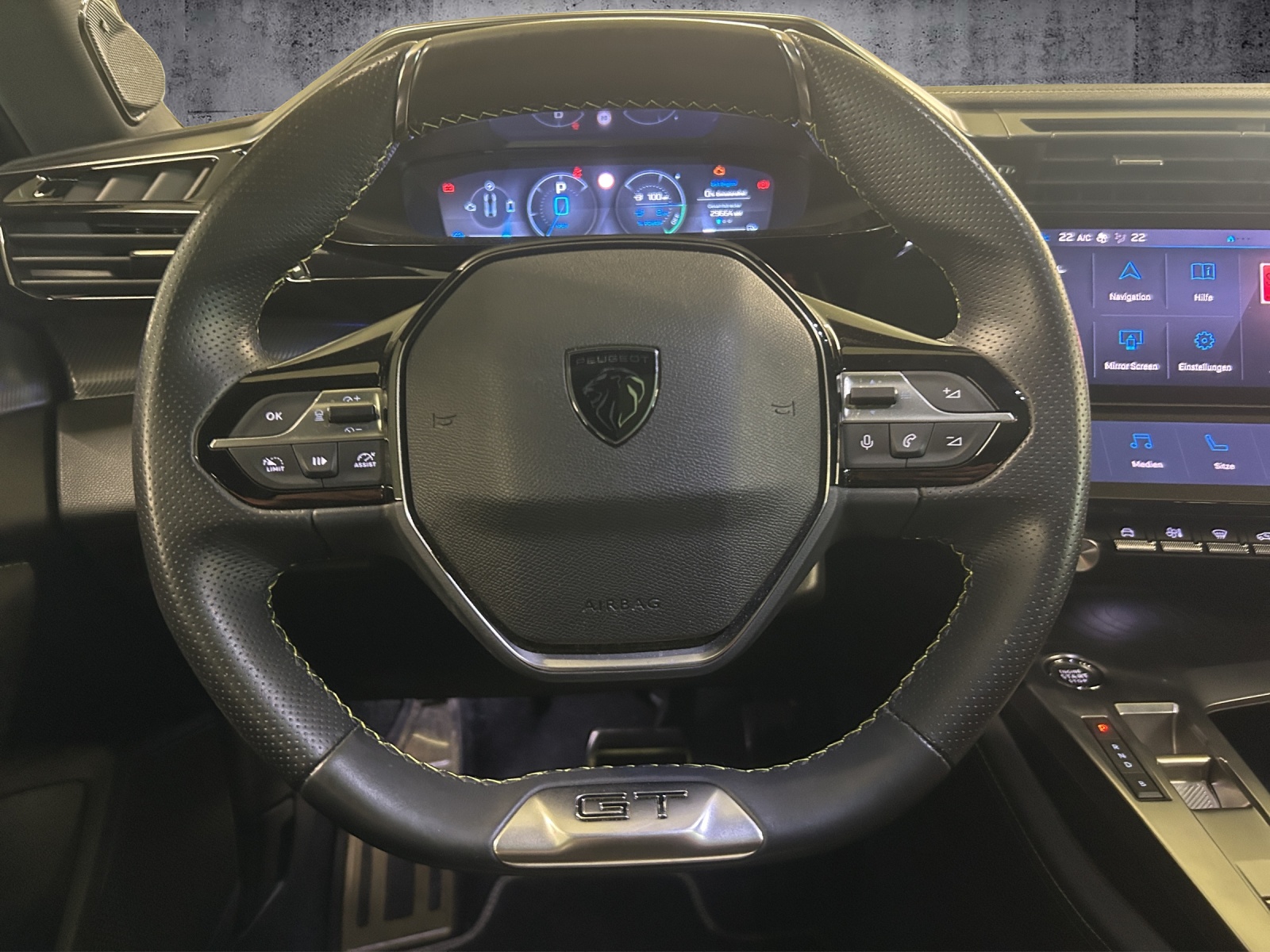 PEUGEOT 408 1.6 PHEV 225 GT-image-8