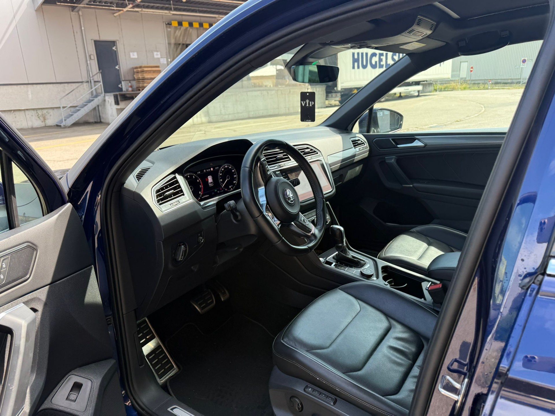 VW Tiguan 2.0TSI Highline 4Motion DSG-image-11