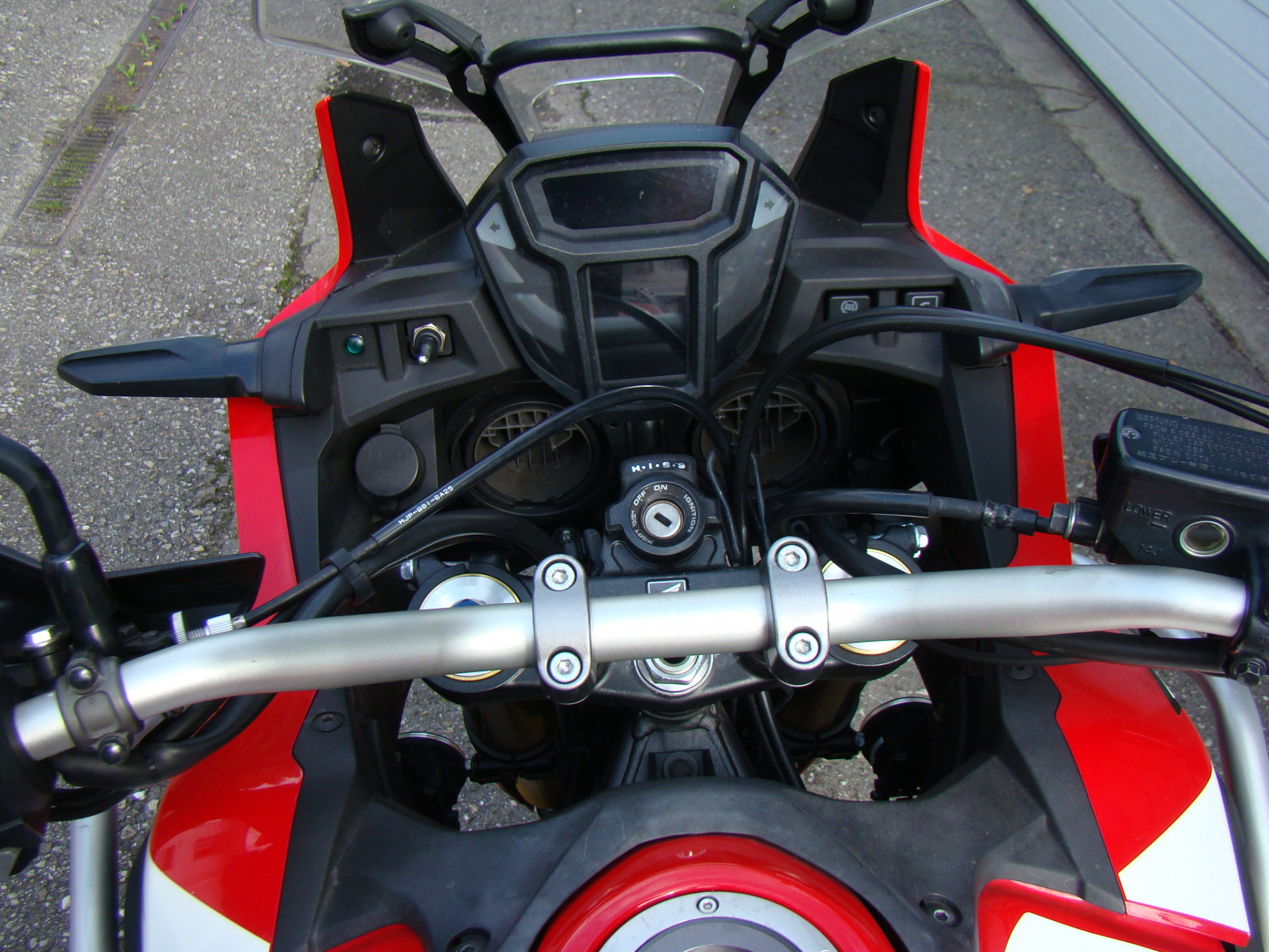 HONDA CRF 1000 L Africa Twin DCT HRC Dakar-image-3