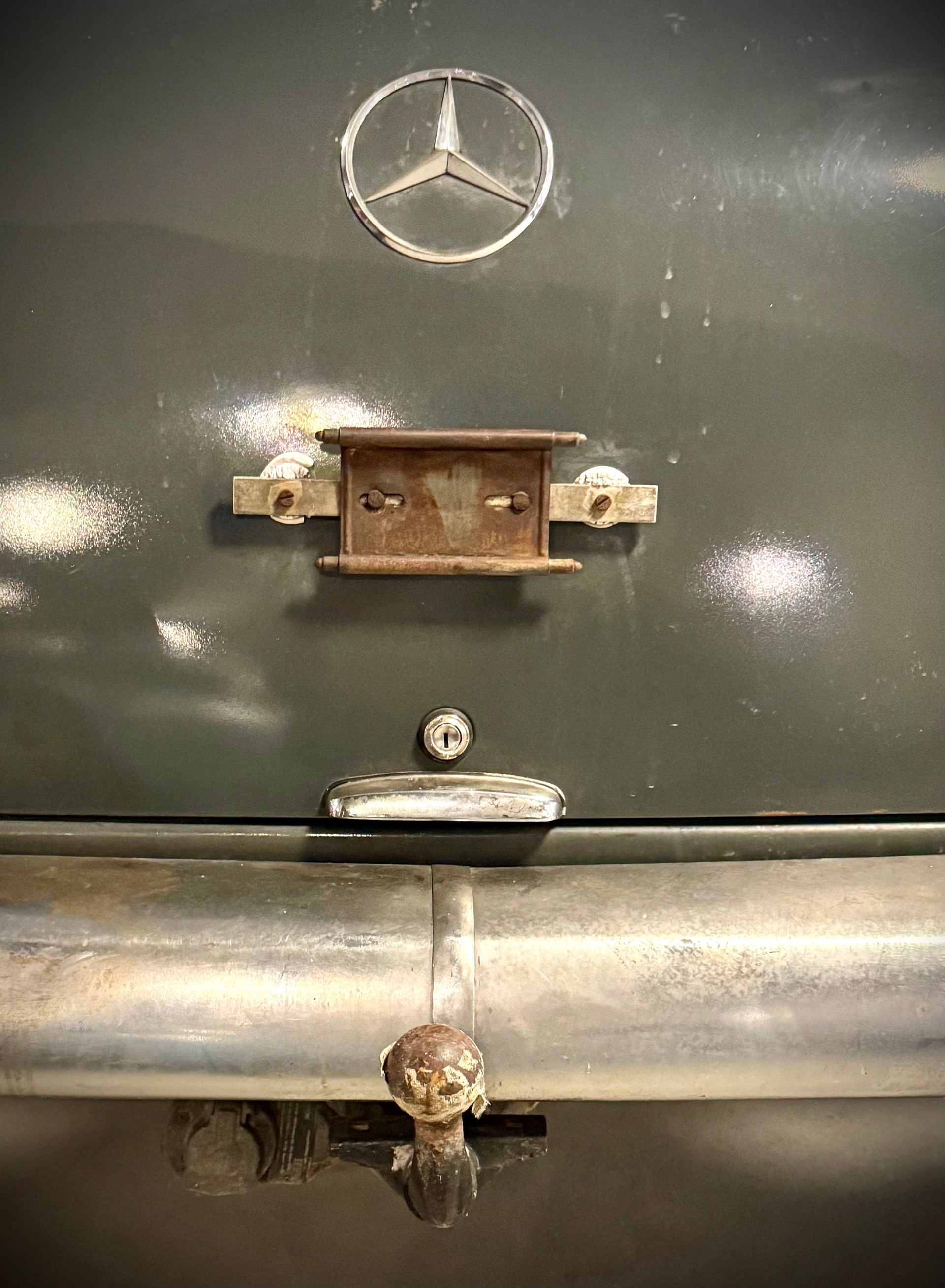 MERCEDES-BENZ W120 d II-image-11