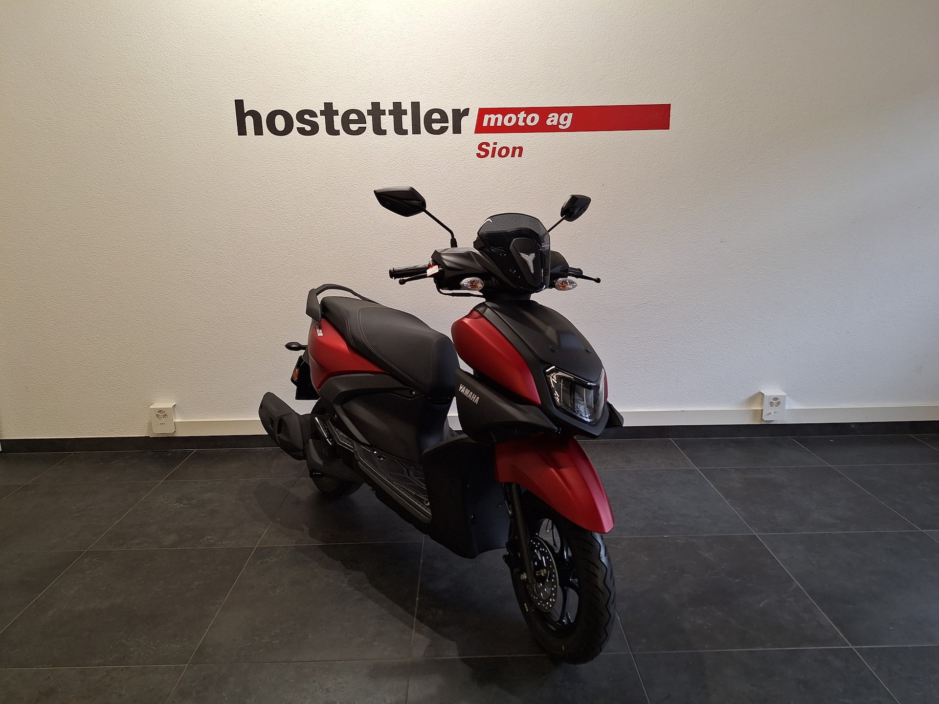 YAMAHA RayZR-image-0