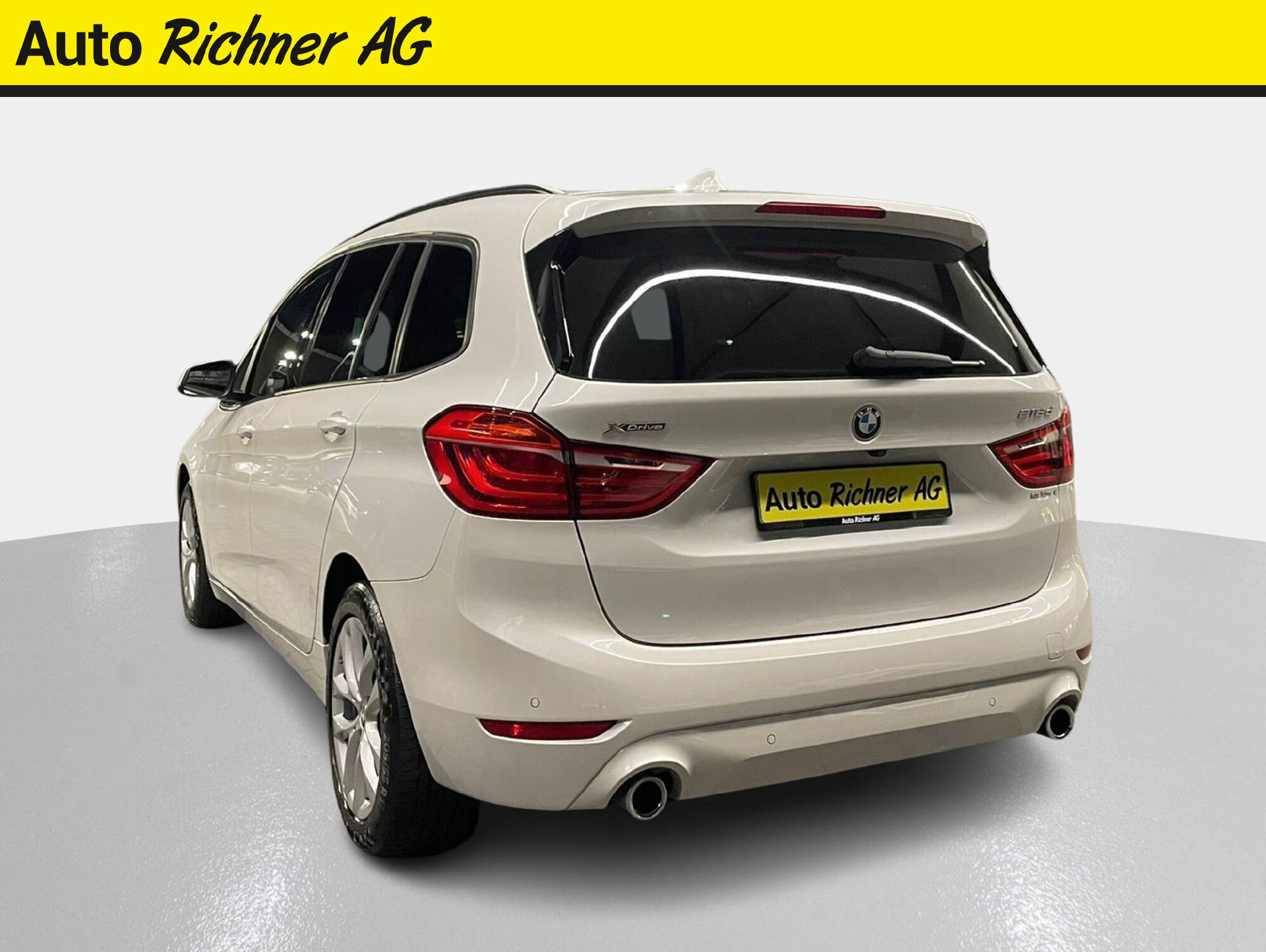 BMW 218d xDrive Gran Tourer-image-4