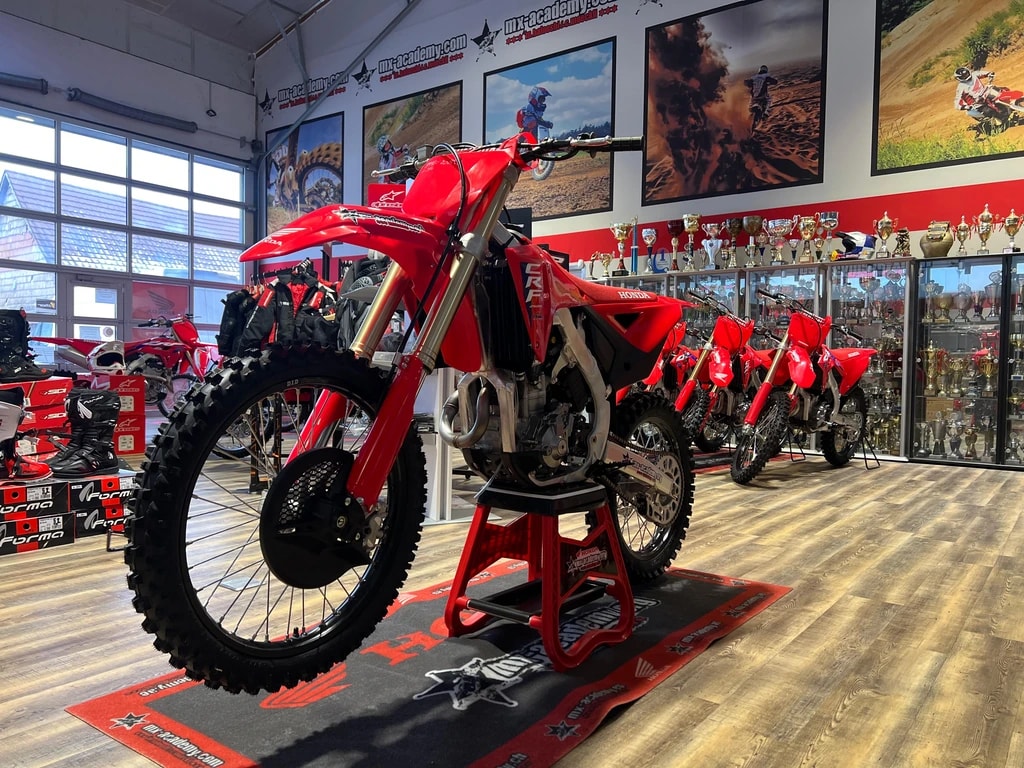 HONDA ** CRF250R ** Neufahrzeug-image-9