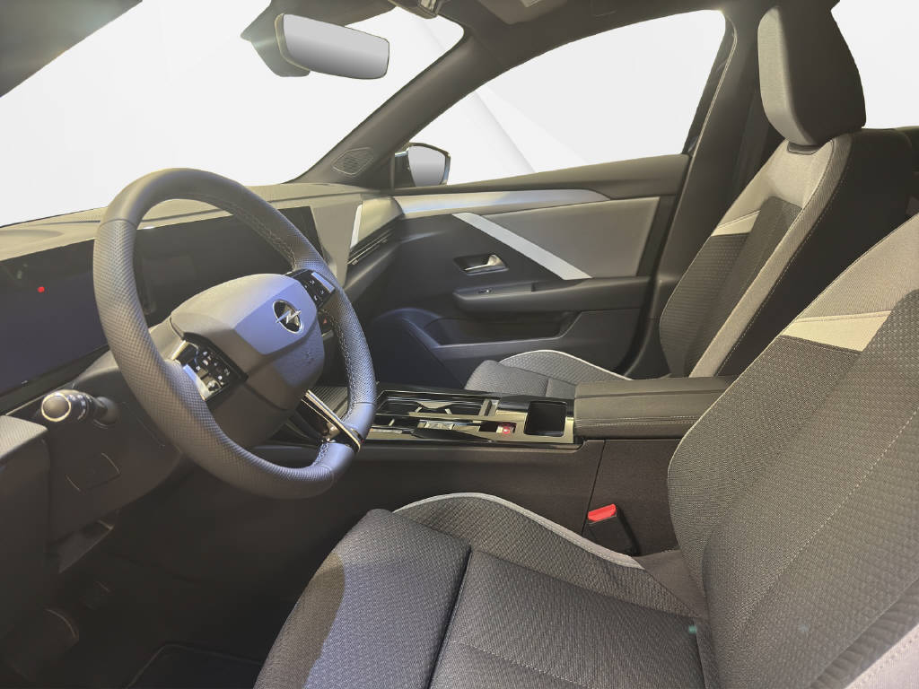 OPEL Astra Sports Tourer 1.2 T Hybrid Edition-image-4