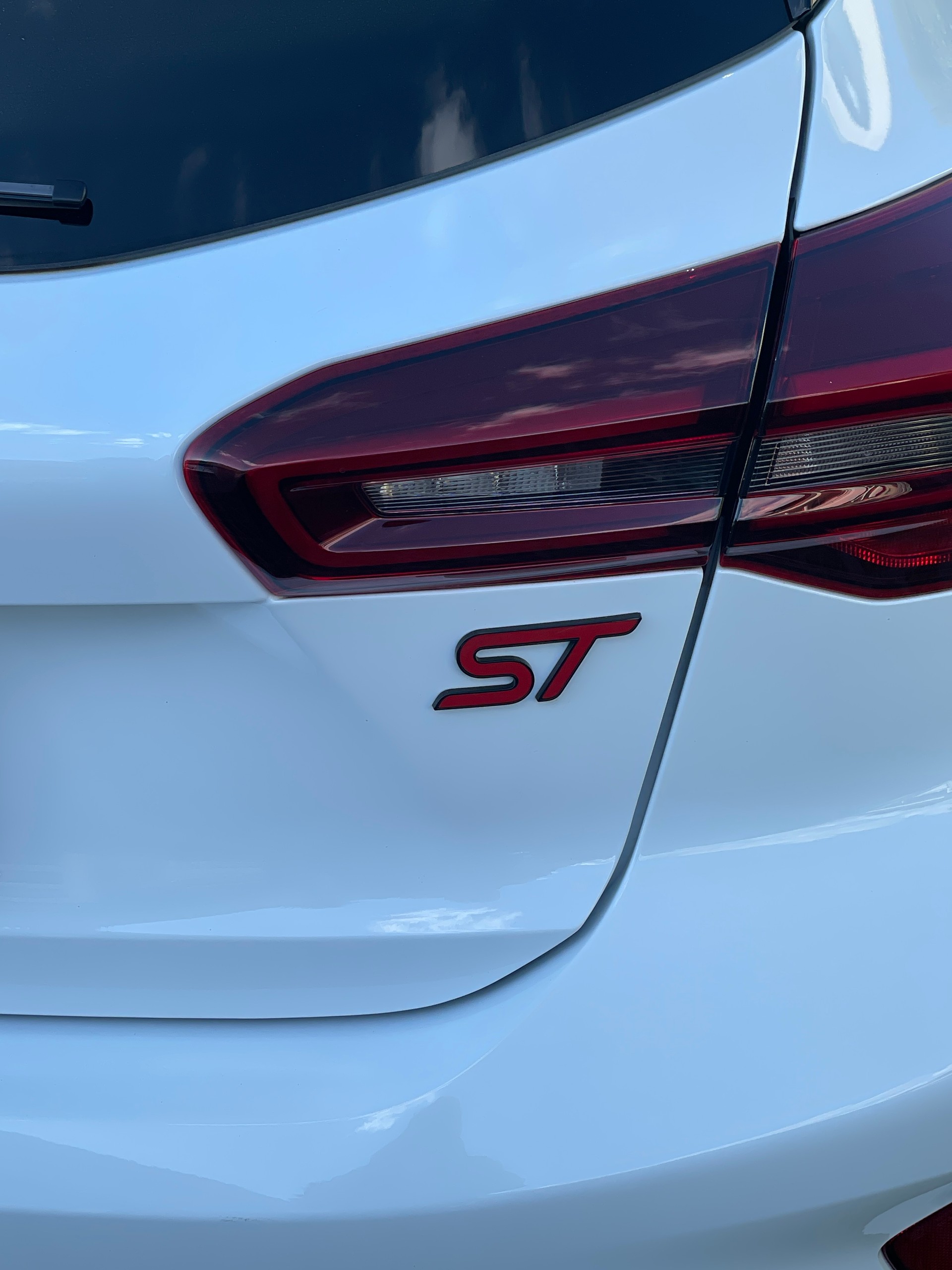 FORD Focus 2.3 ST X ST X TRACK PACK-image-12