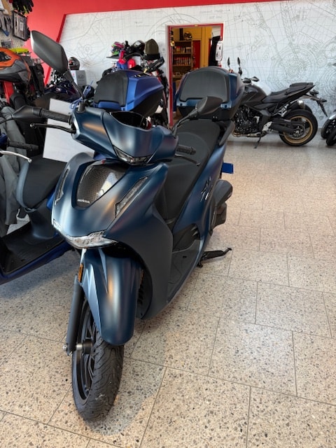 HONDA SH 350-image-0