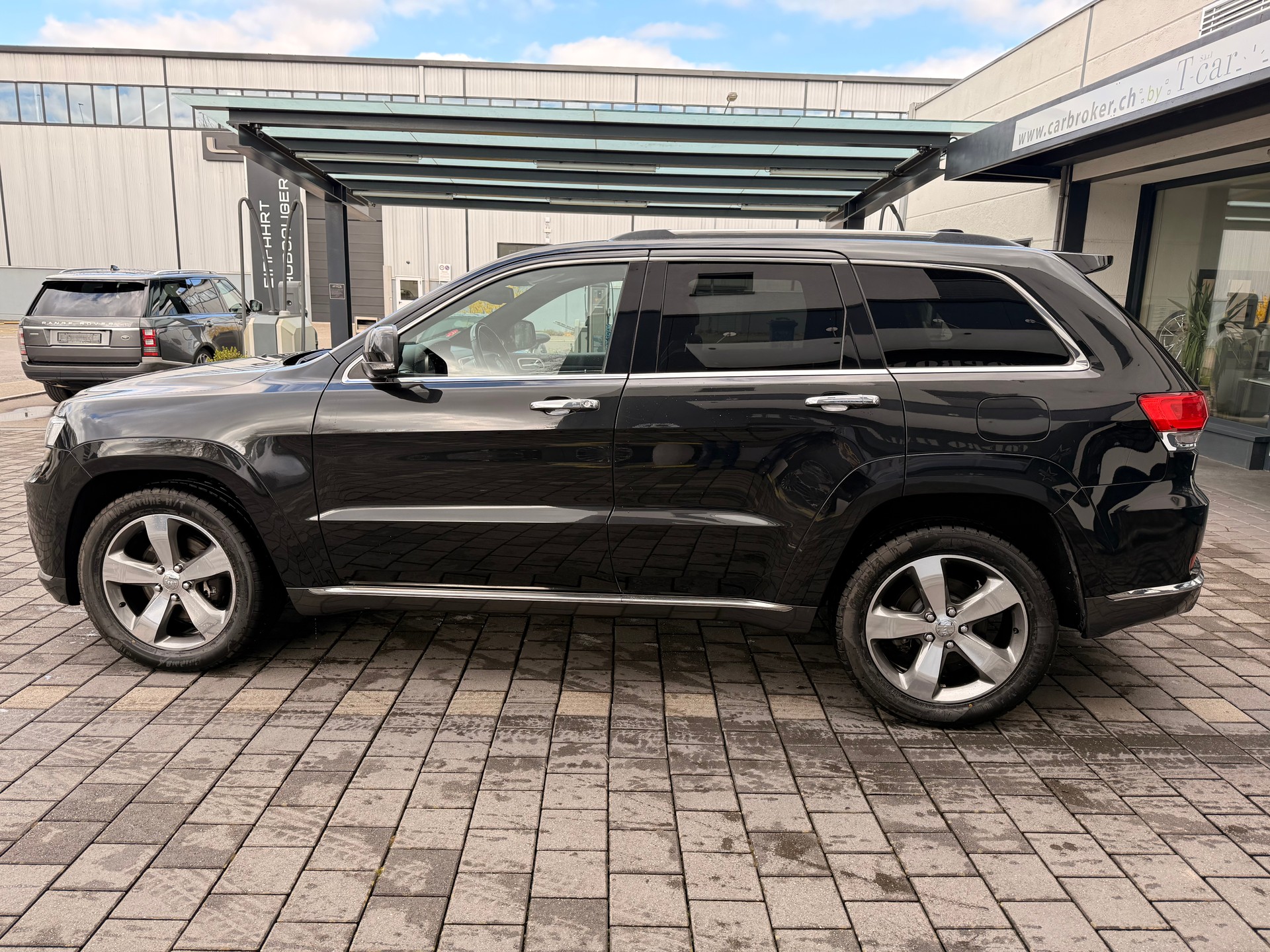 JEEP Grand Cherokee 3.0 CRD Summit Automatic-image-2